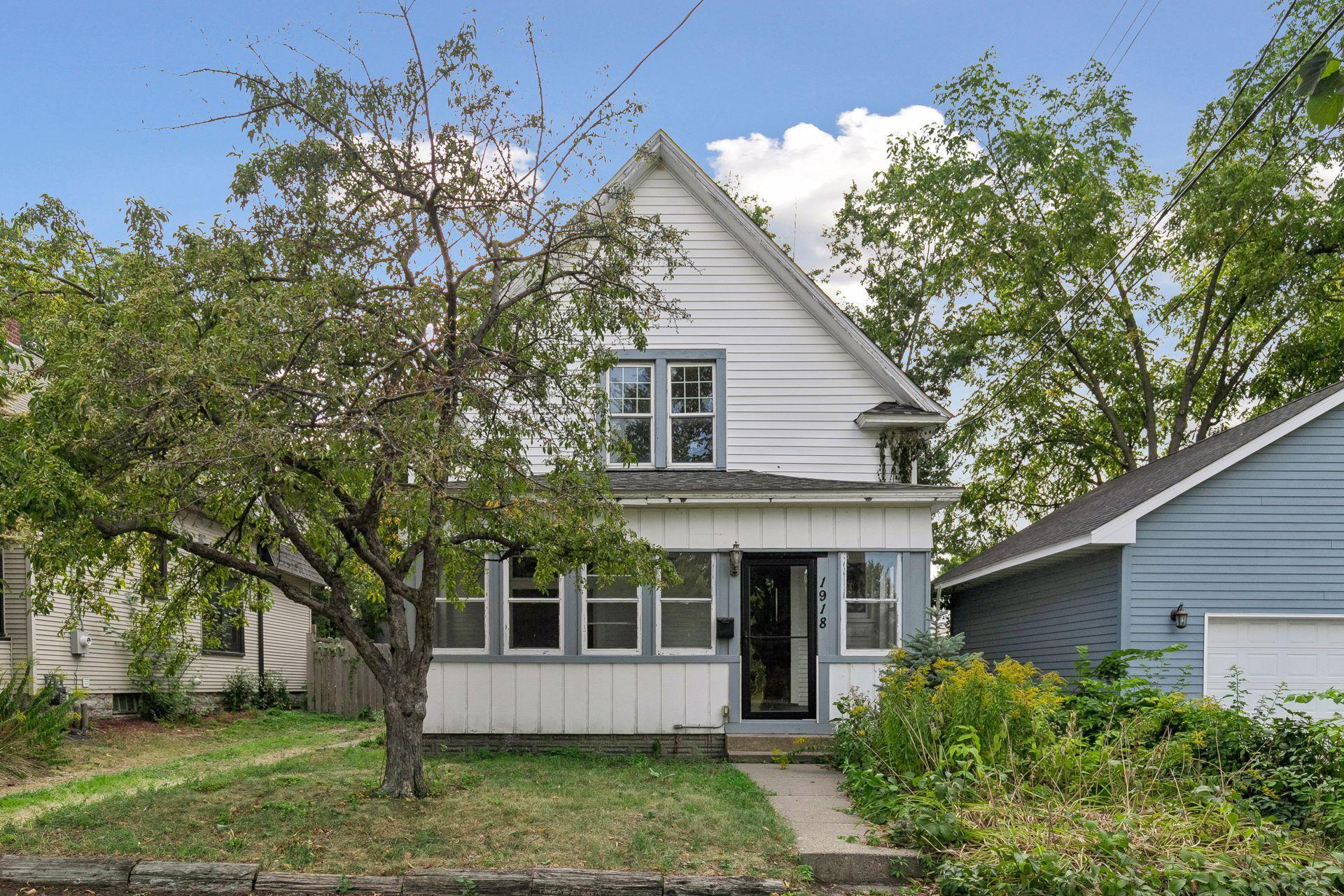 1918 Quincy St NE, Minneapolis, MN 55418