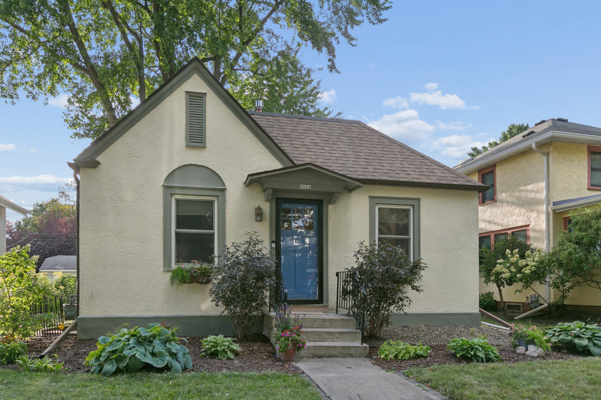 2834 Arthur St NE, Minneapolis, MN 55418