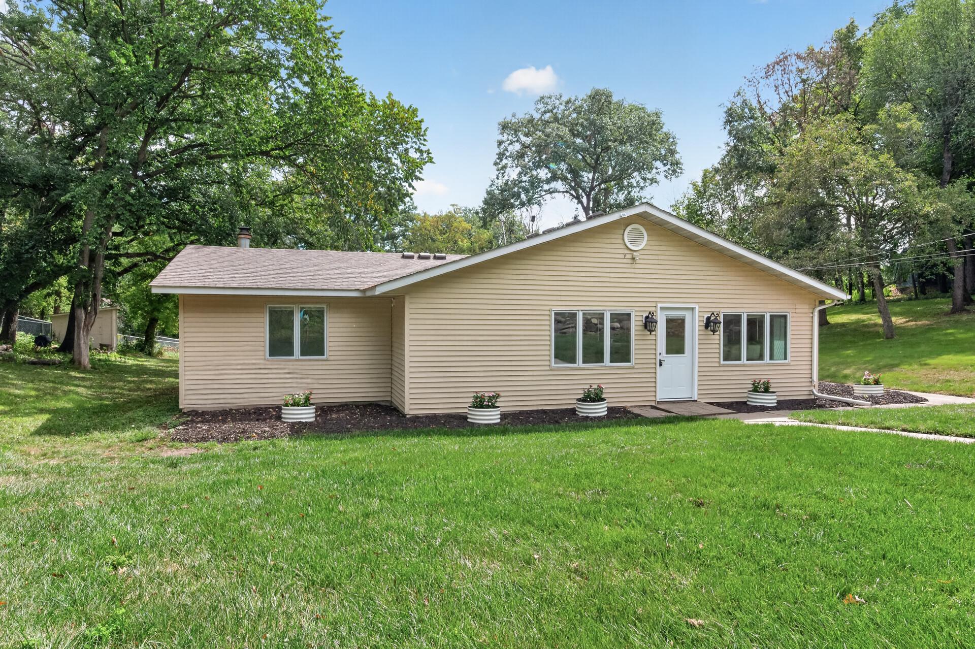 20192 Akin Rd, Farmington, MN 55024