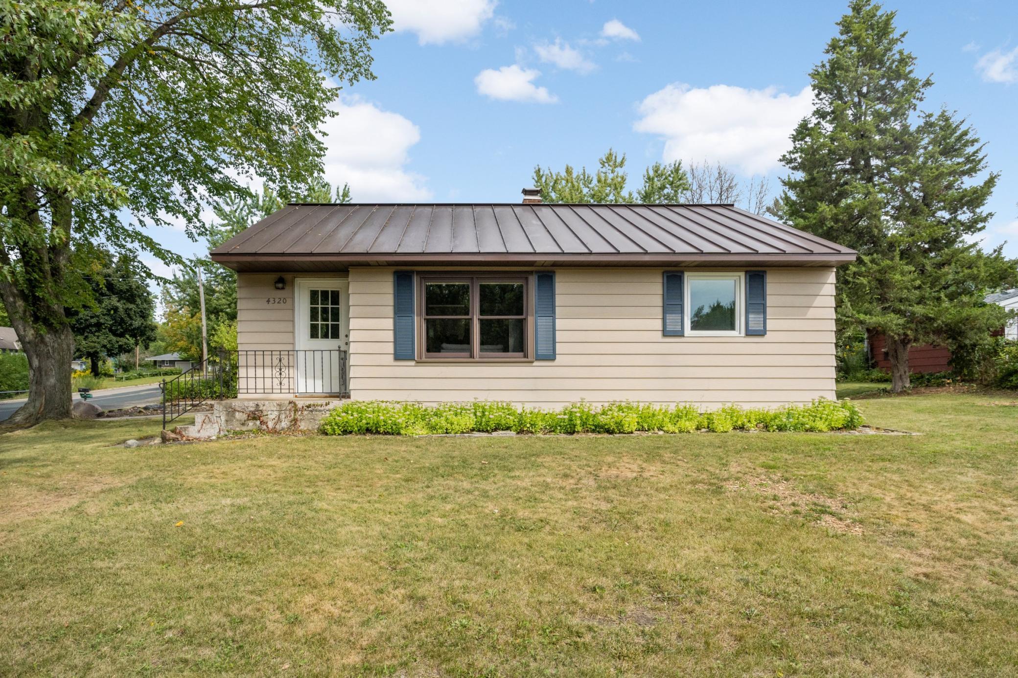 4320 Pleasant St SE, Prior Lake, MN 55372