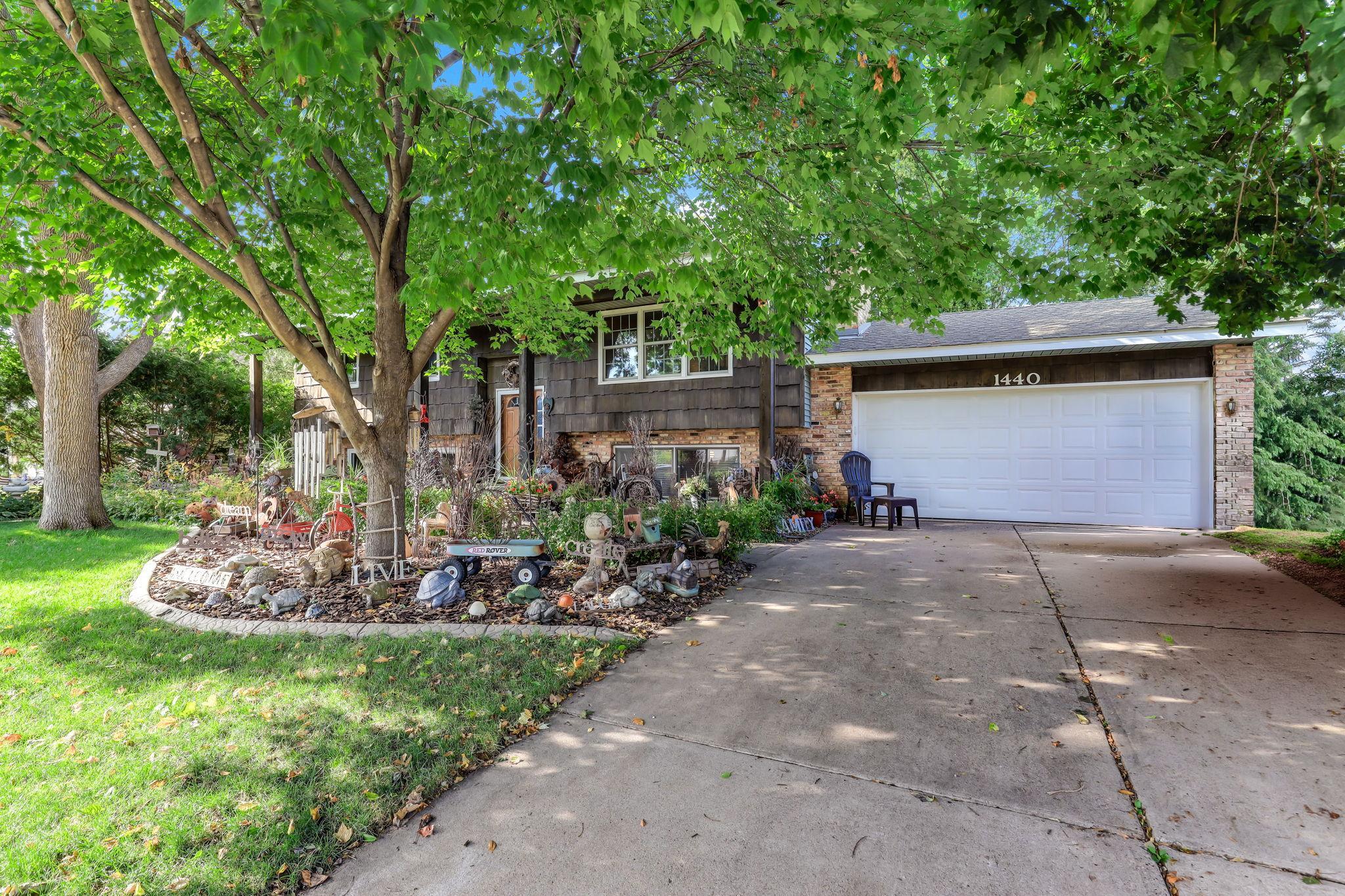 1440 17th St W, Hastings, MN 55033