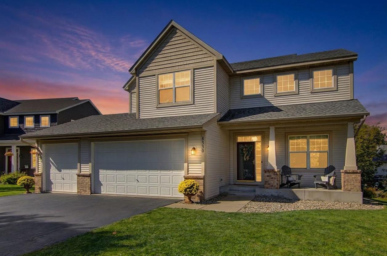 8330 Chestnut Ct, Victoria, MN 55386