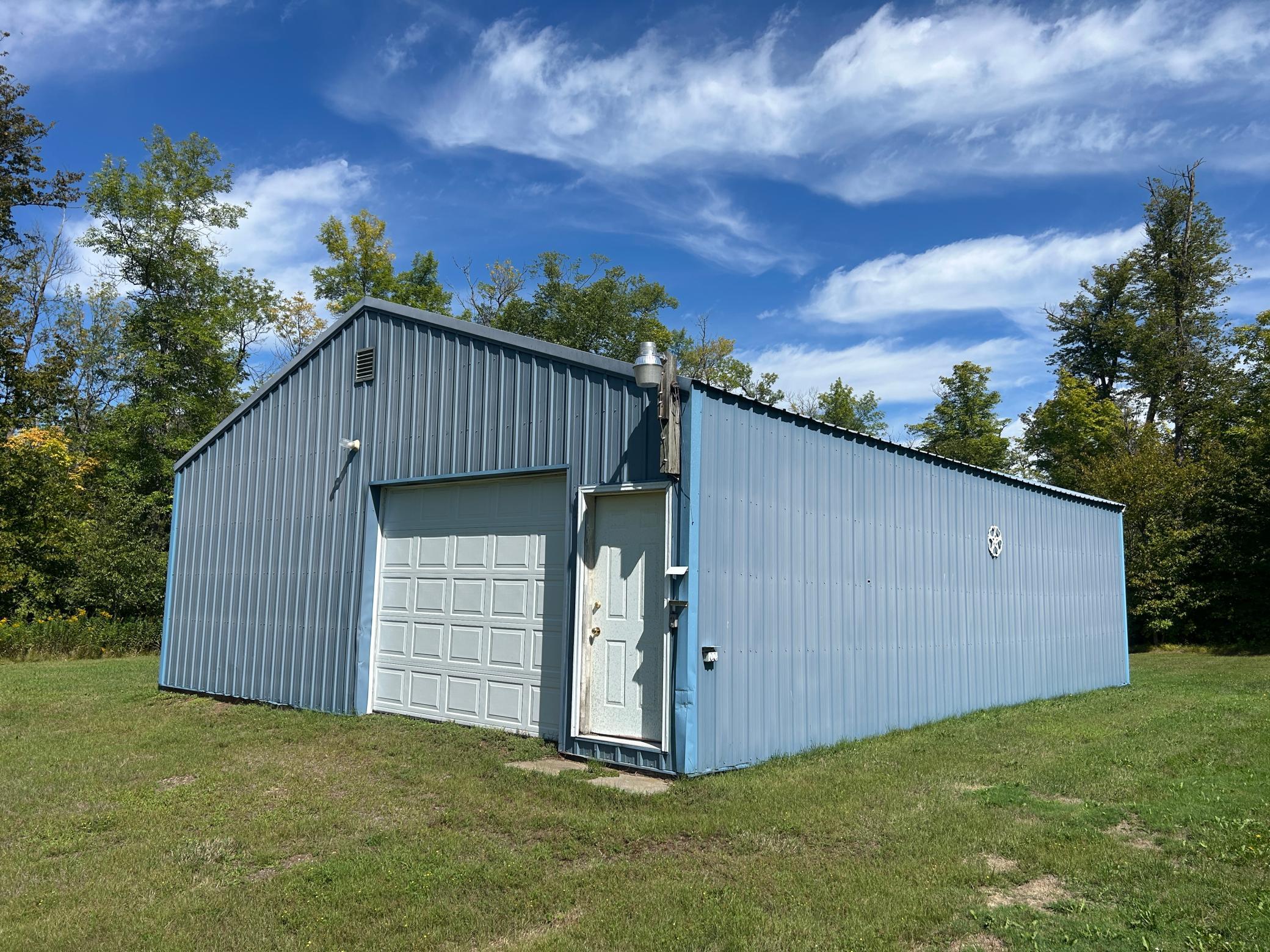 18665 327th Ave, Isle, MN 56342