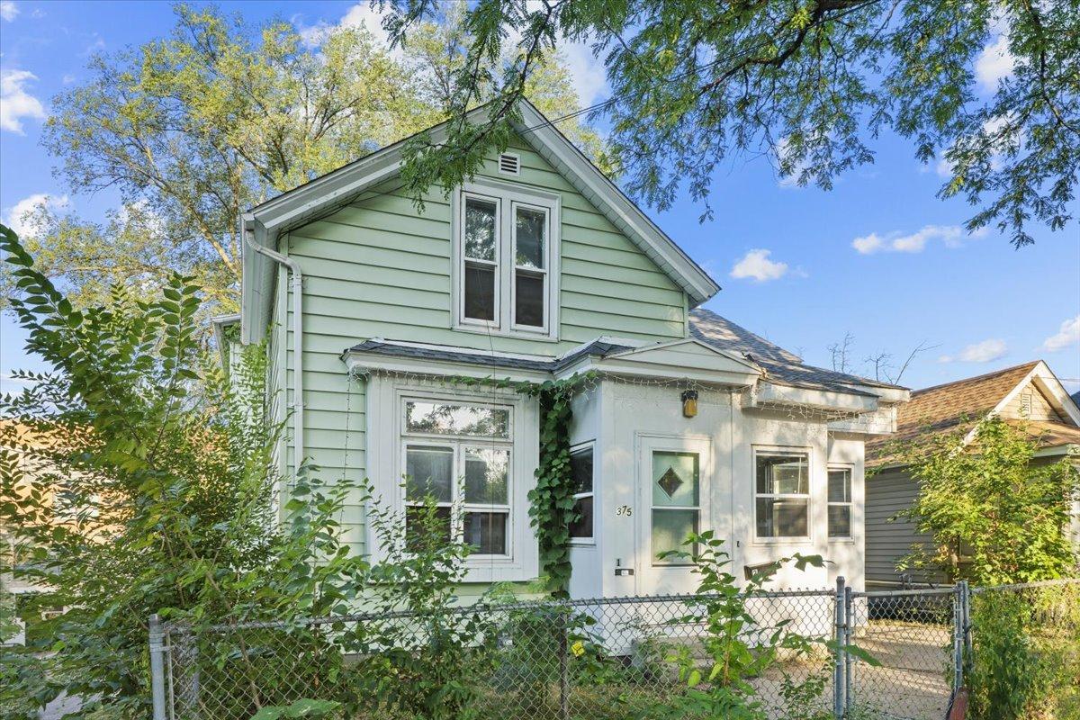 375 Erie St, Saint Paul, MN 55102