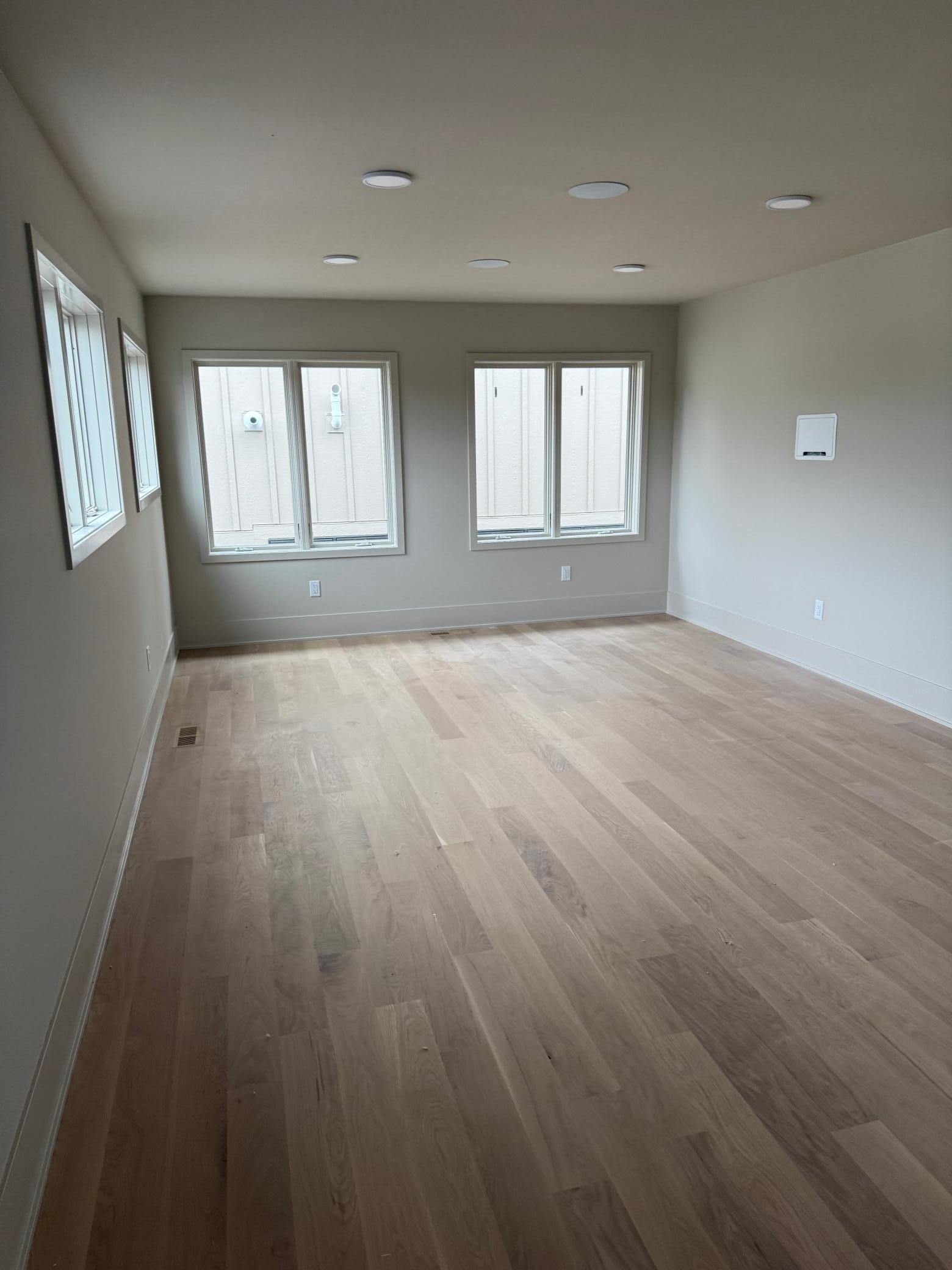 719 Ensconced Way, Chaska, MN 55318