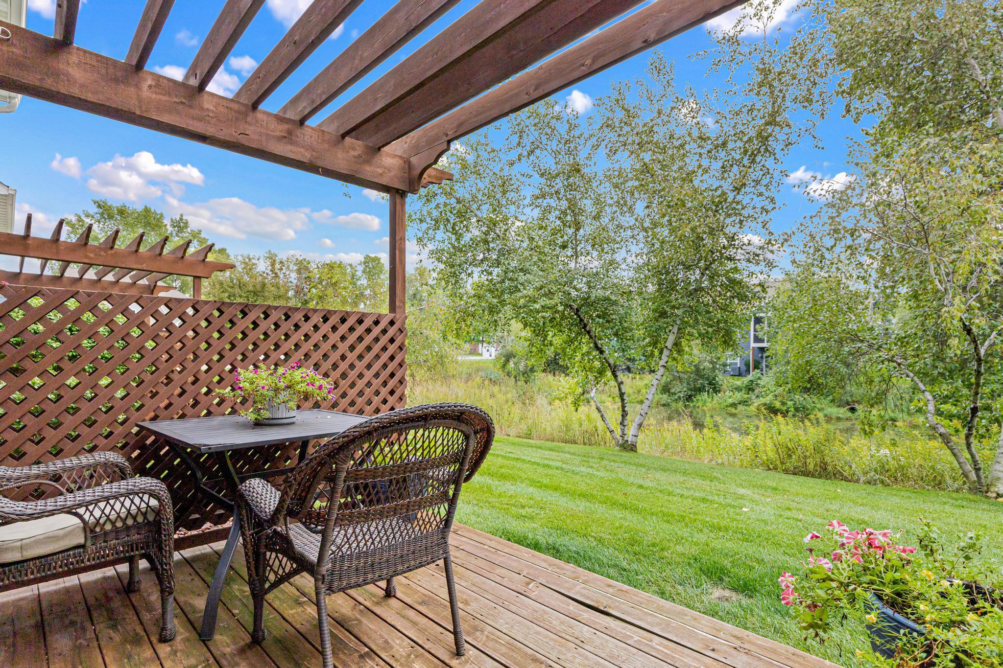 206 Alberta Ln, Little Canada, MN 55117