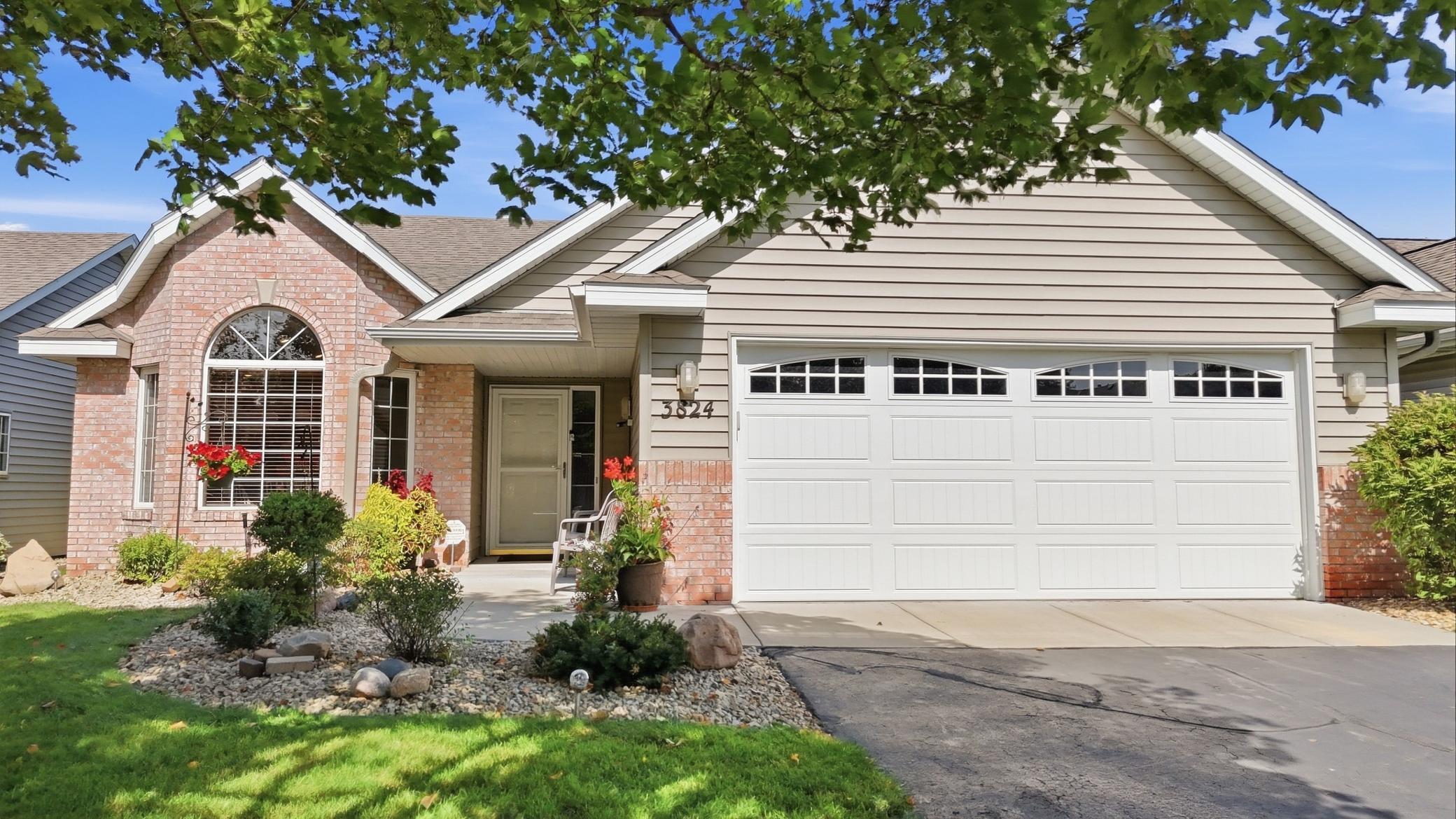 3824 93rd Ave N, Brooklyn Park, MN 55443