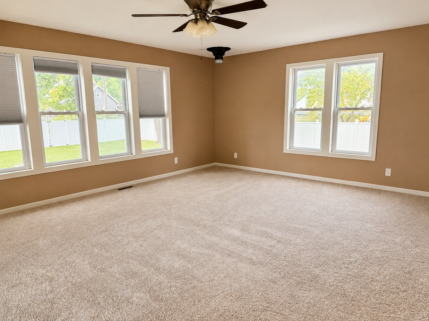422 Chestnut Ave, Owatonna, MN 55060