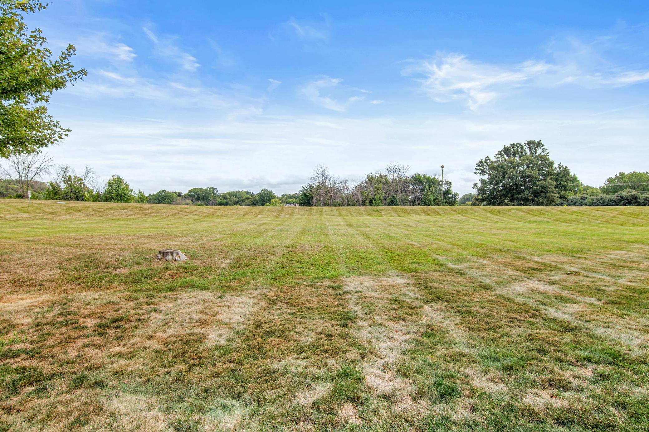 112704 Hundertmark Rd, Chaska, MN 55318