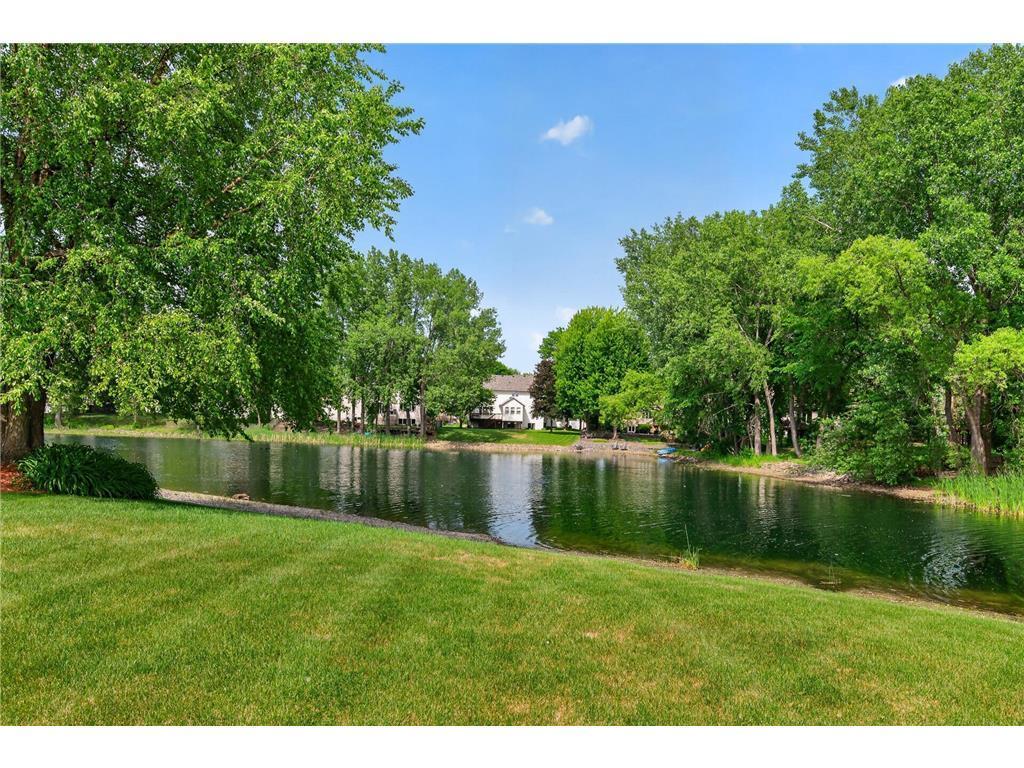 9000 Ashley Ter, Brooklyn Park, MN 55443