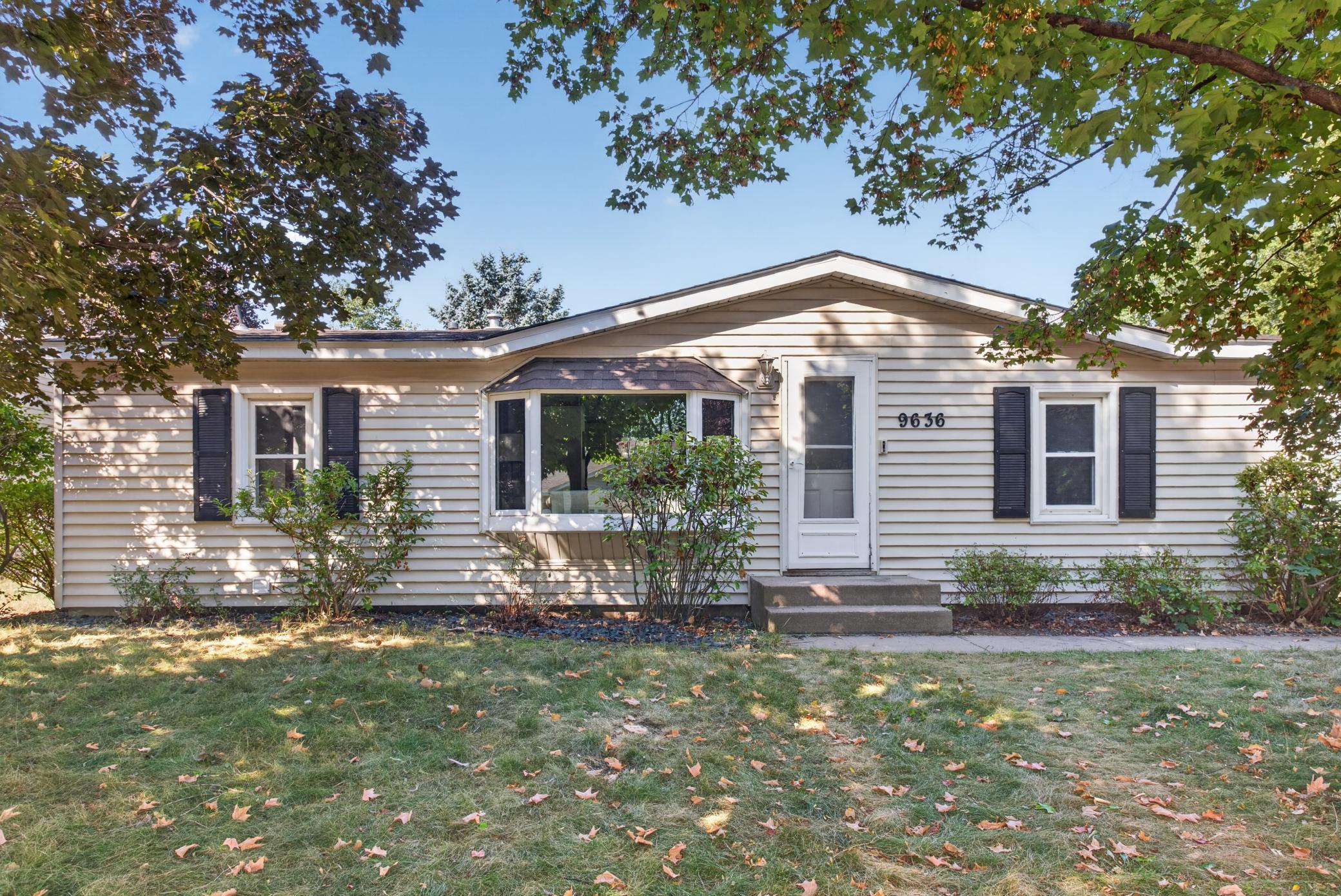 9636 Heath Ave S, Cottage Grove, MN 55016