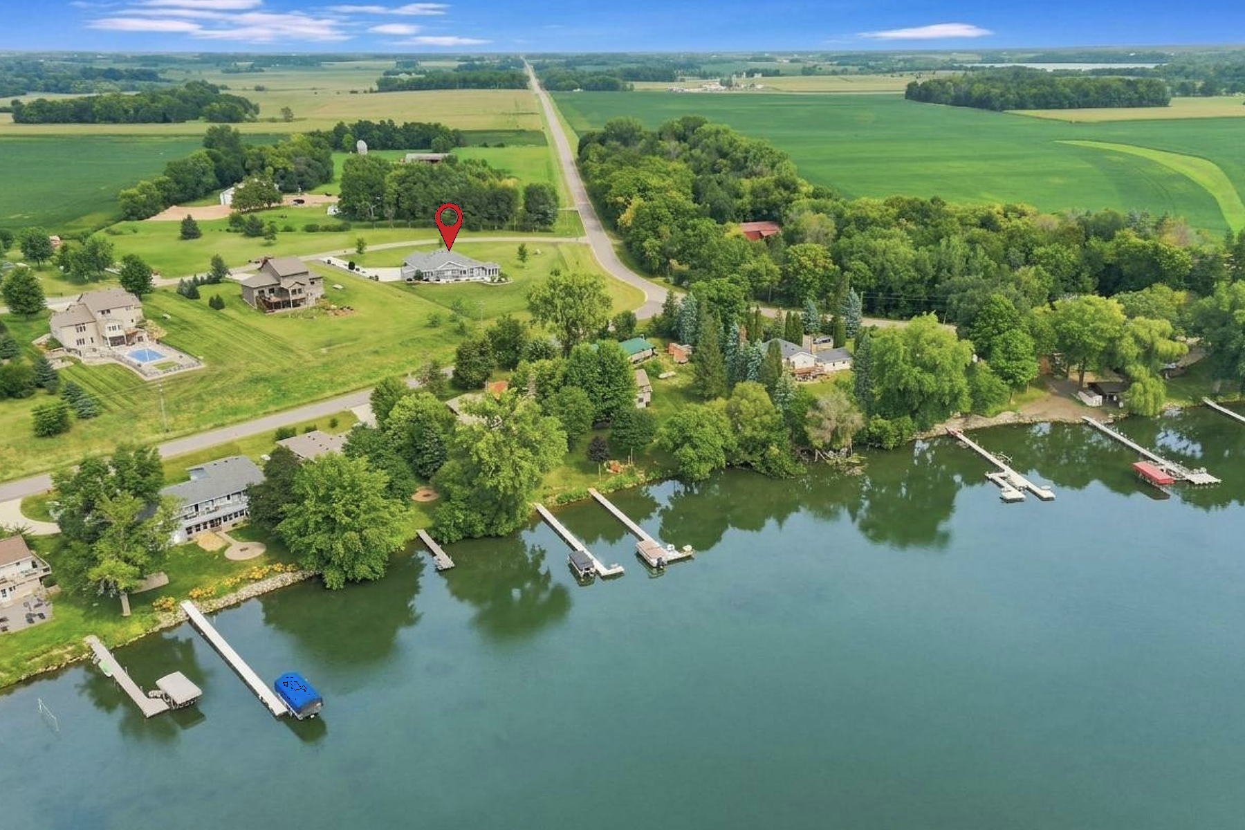 19135 Lake Volney Cir, Le Center, MN 56057