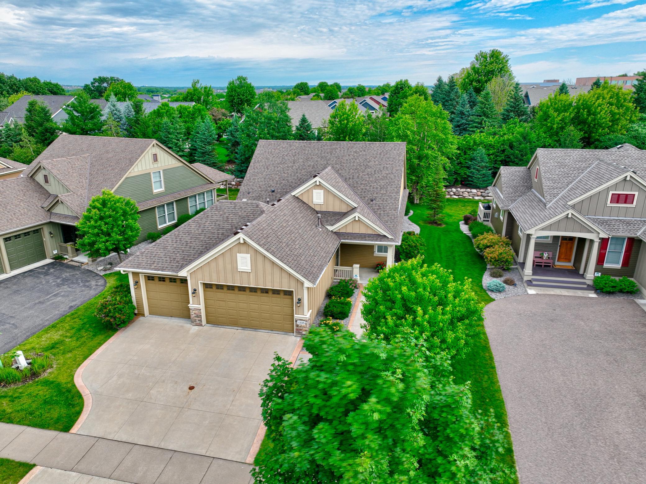 1335 Palisade Pa, Woodbury, MN 55129