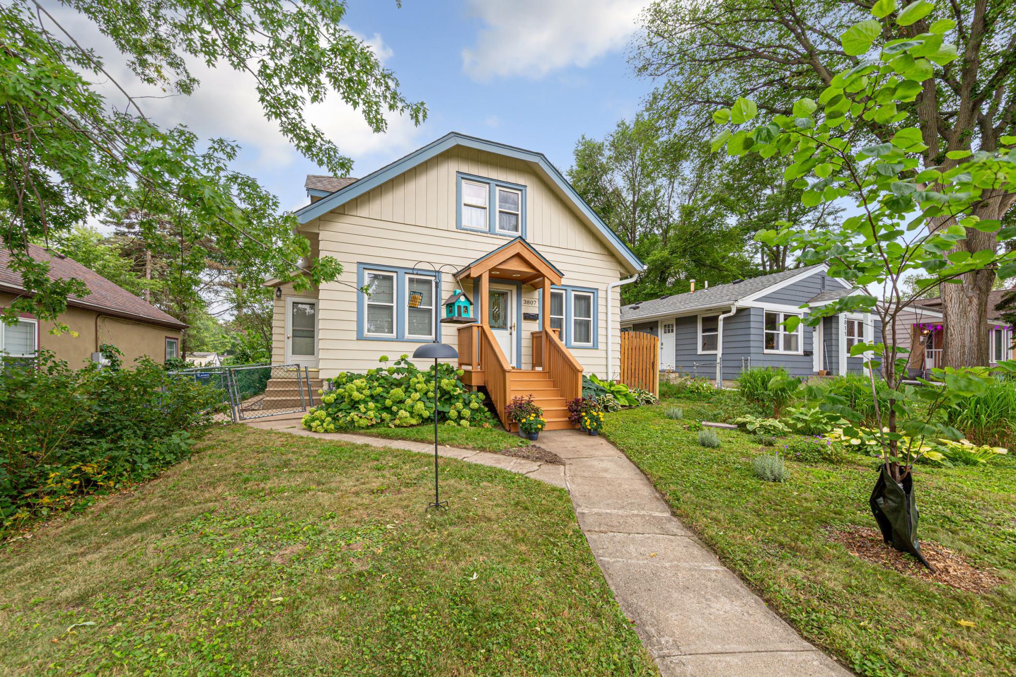 3807 27th Ave N, Robbinsdale, MN 55422