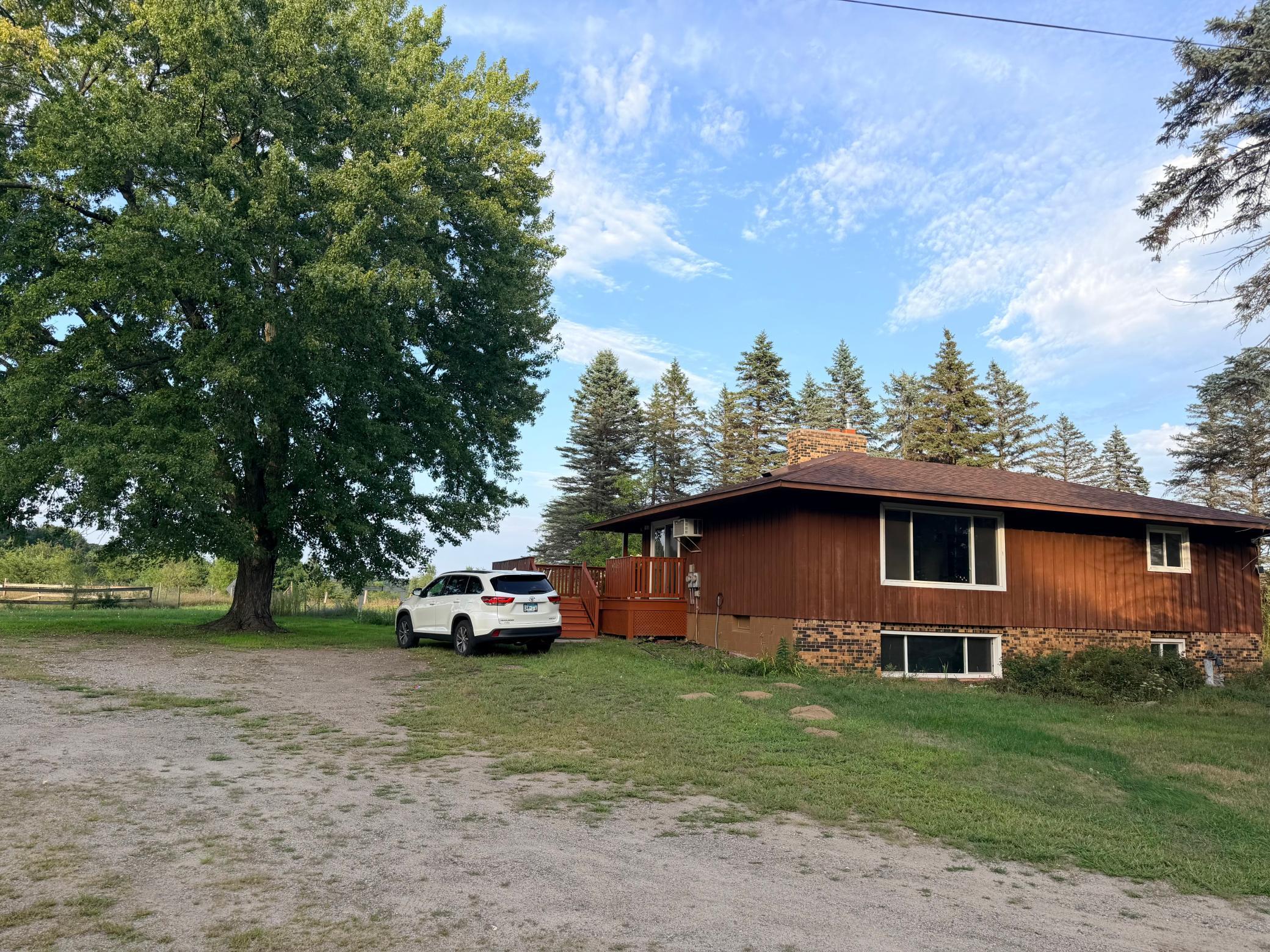 31 Old Constance Blvd NW, Andover, MN 55304