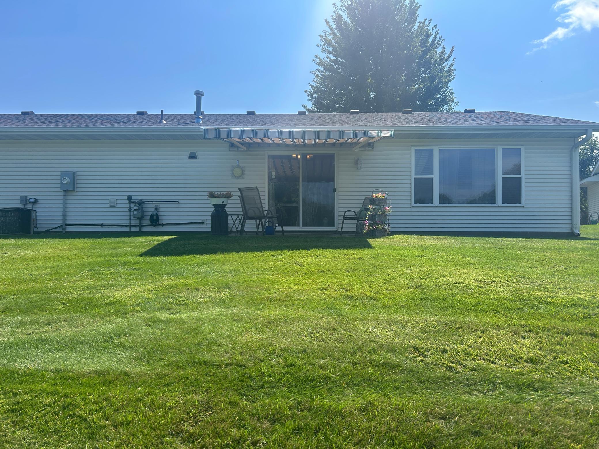 1410 Presidential Dr, Northfield, MN 55057