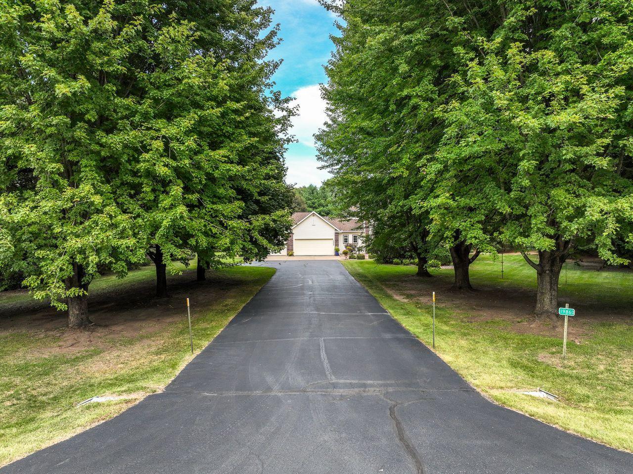 19860 Orr Ave, Hastings, MN 55033