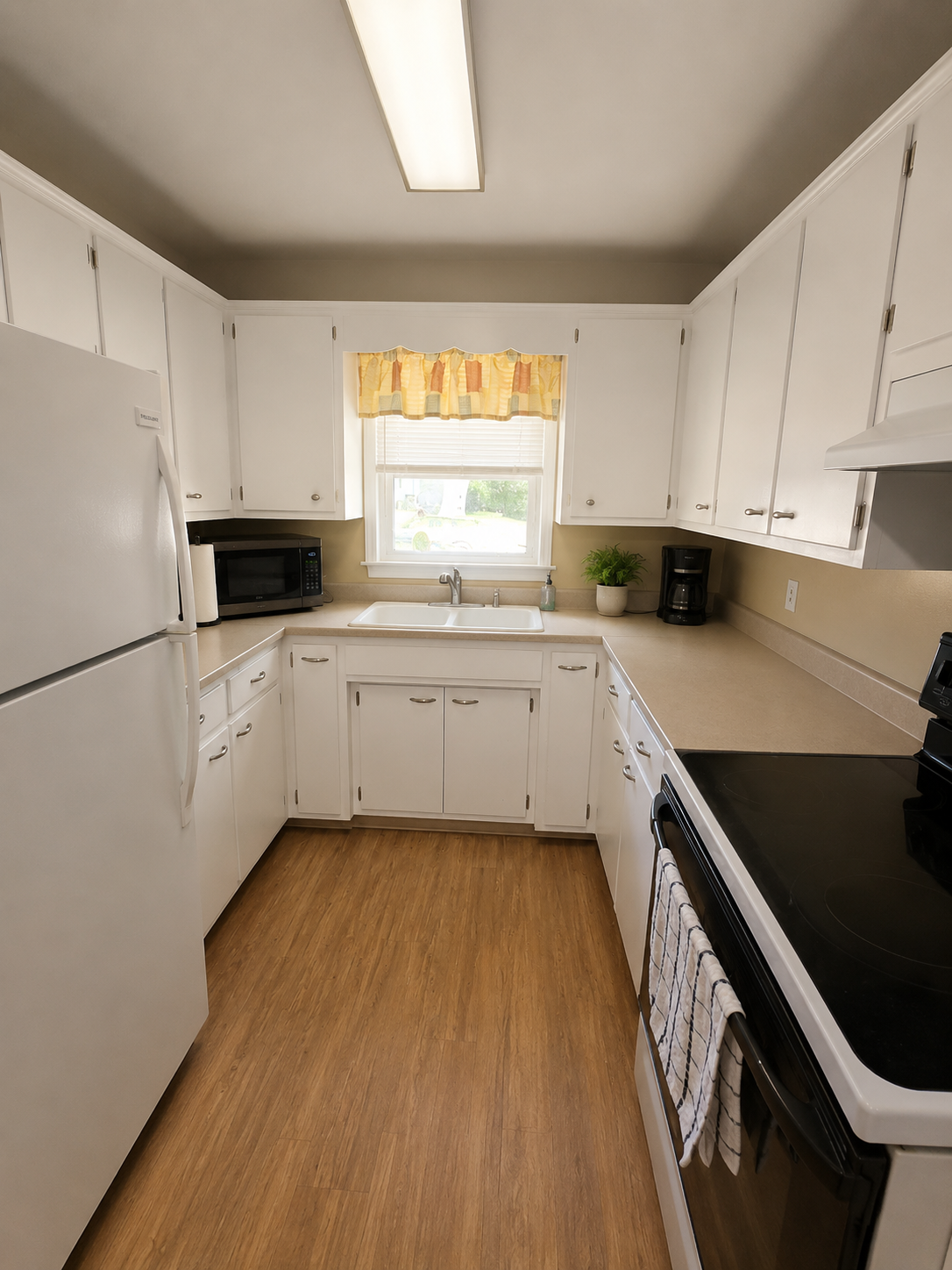 214 1st Ave NW, New Prague, MN 56071