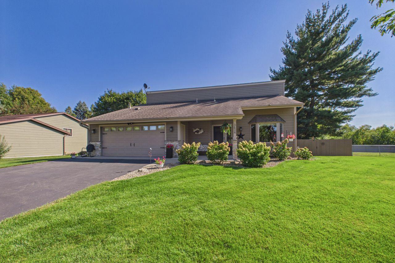 3634 144th St W, Rosemount, MN 55068