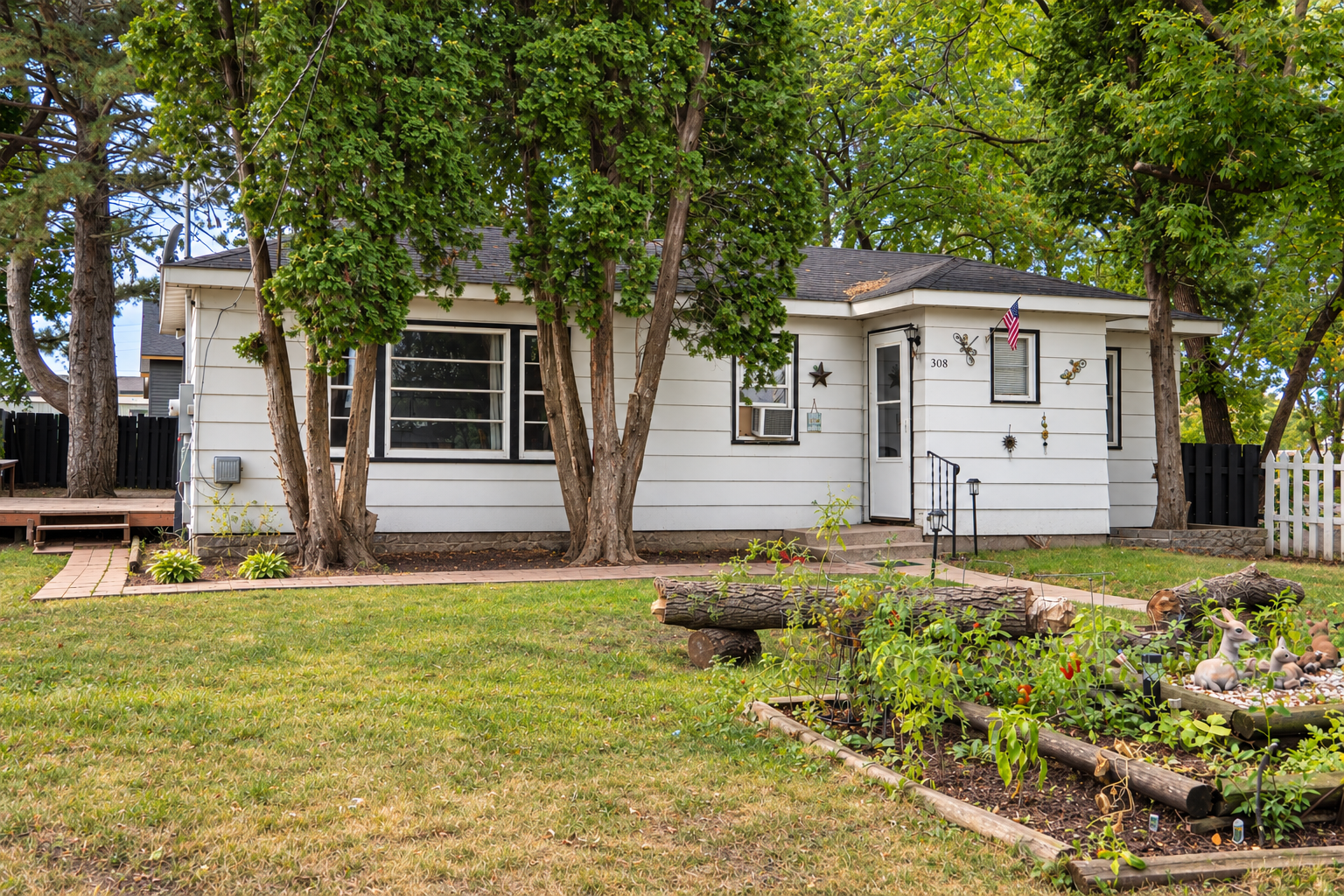 308 Roosevelt St, Alexandria, MN 56308