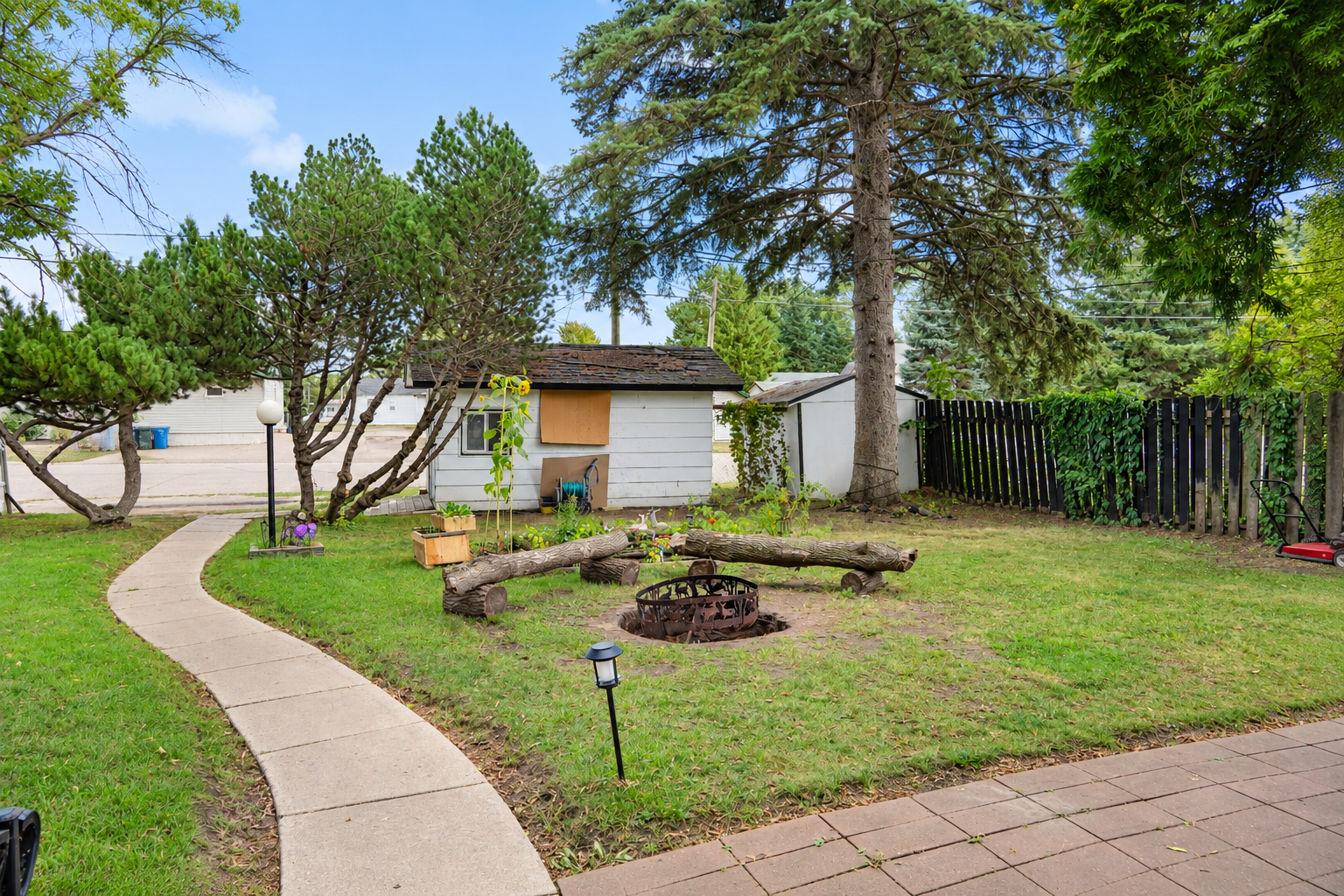 308 Roosevelt St, Alexandria, MN 56308