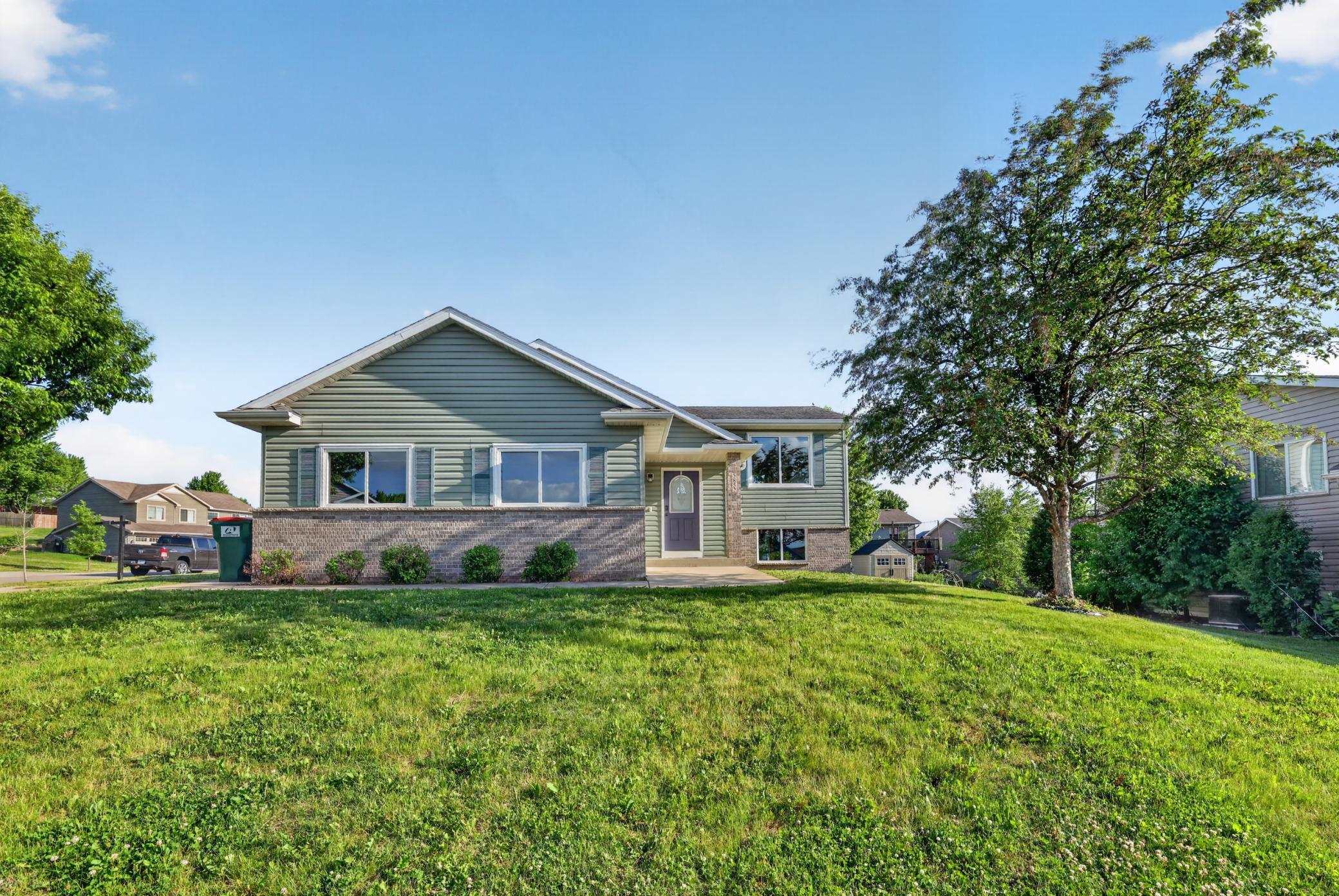 5852 Excalibur Ct NW, Rochester, MN 55901