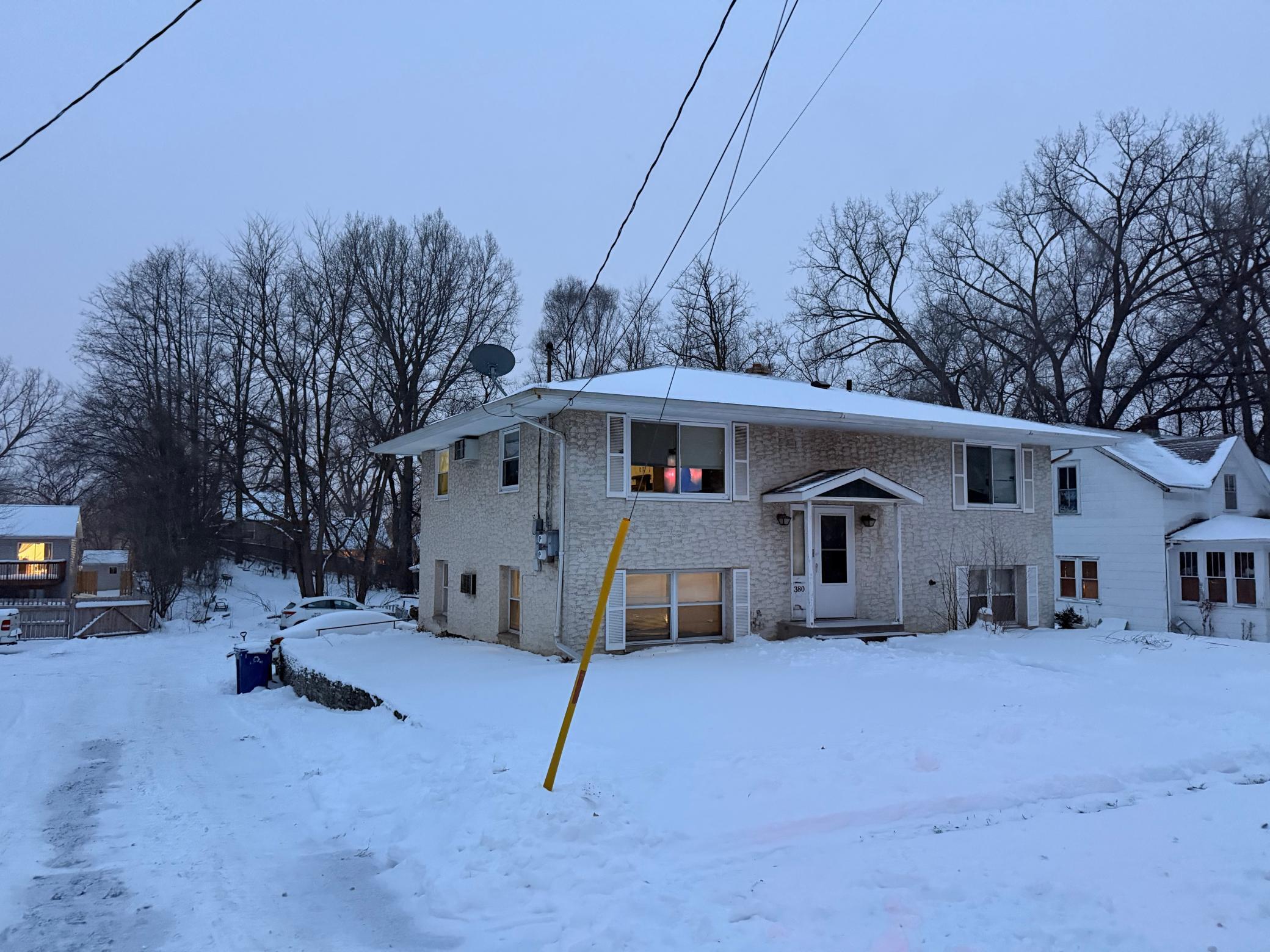380 Larpenteur Ave E, Saint Paul, MN 55117