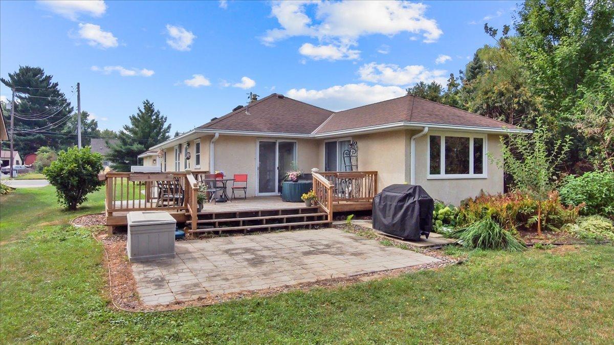 4090 Highland Ave, White Bear Lake, MN 55110