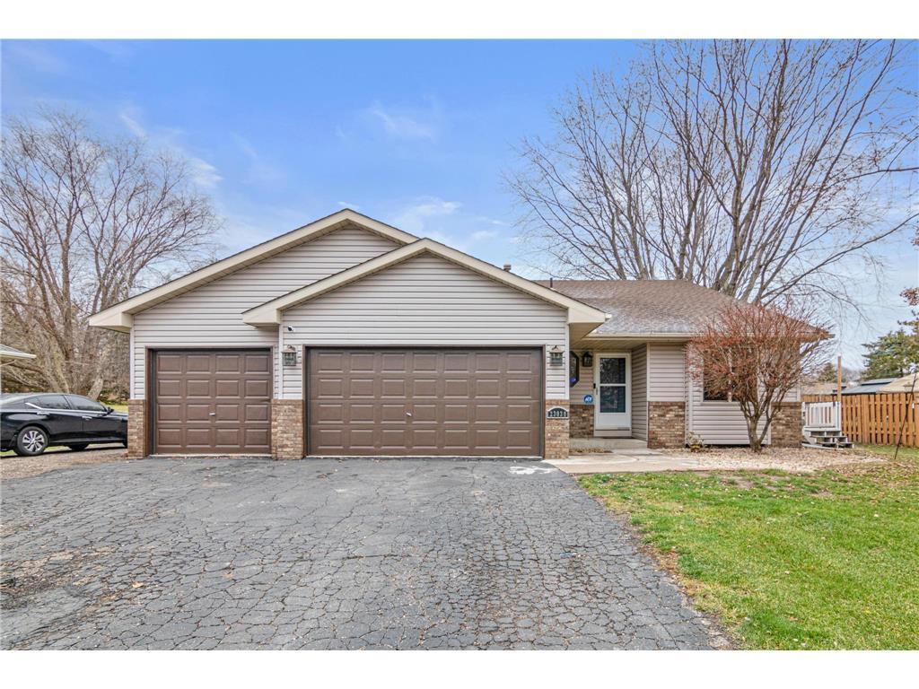 23030 Henna Ave N, Forest Lake, MN 55025