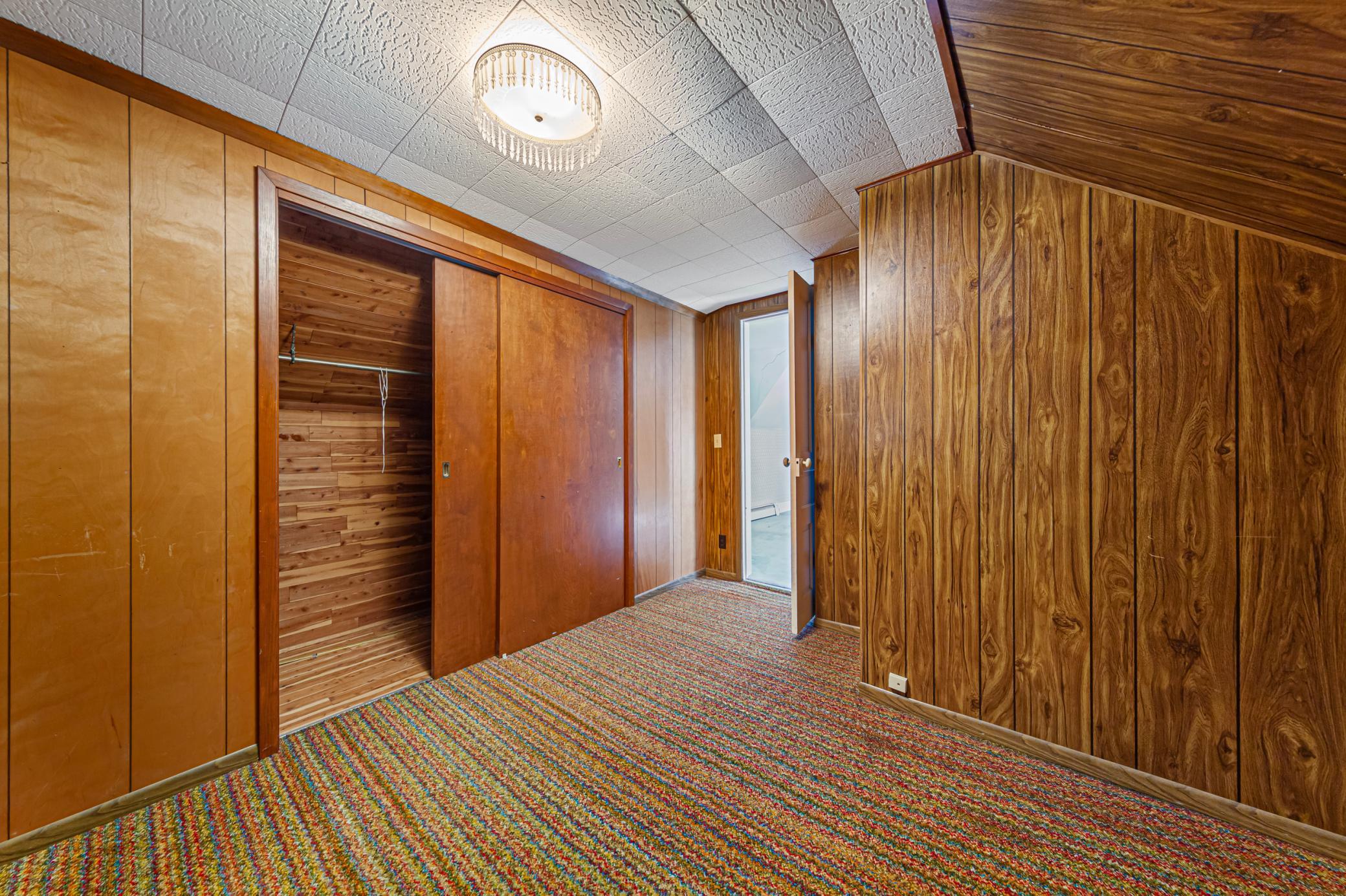 932 3rd Ave NW, Faribault, MN 55021