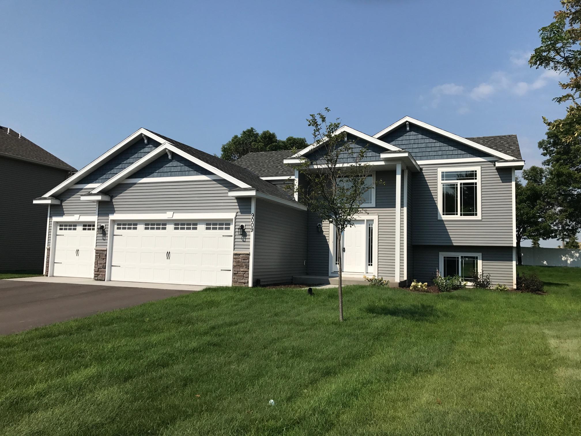 14454 Barberry Ct, Baxter, MN 56425