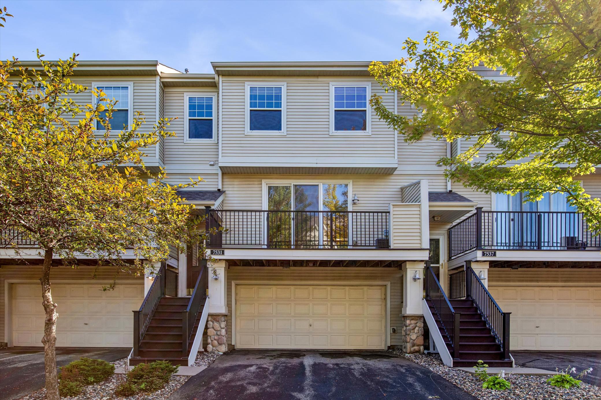 7531 Southridge Ct, Savage, MN 55378