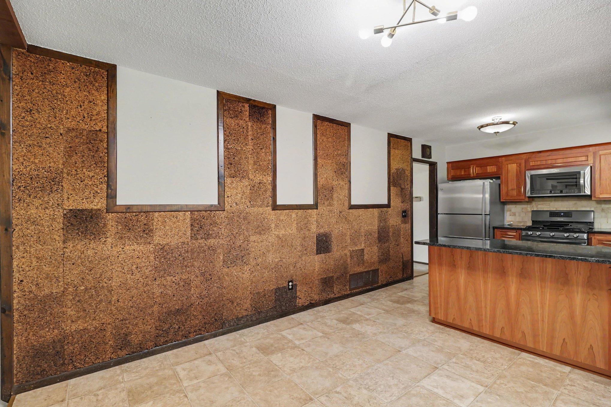 2001 102nd Ave NW, Coon Rapids, MN 55433