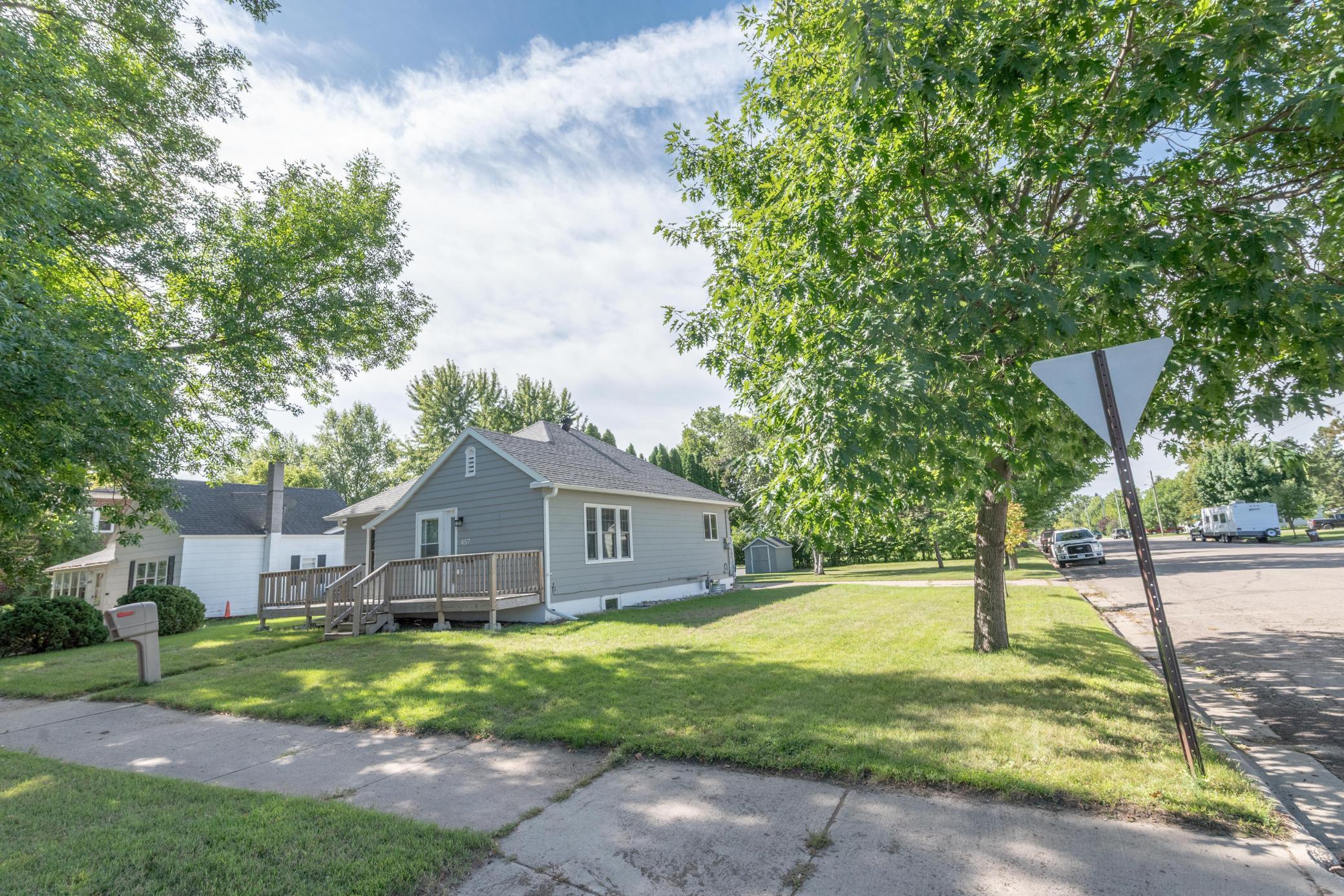 457 2nd St SW, Perham, MN 56573