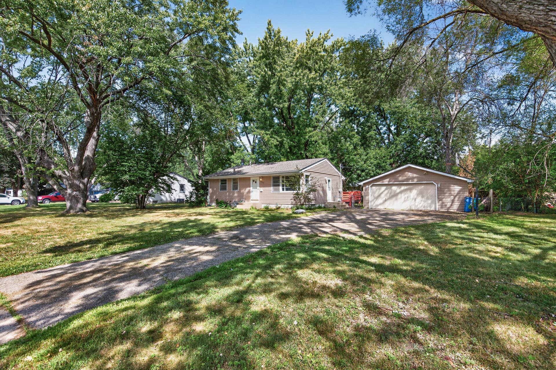 7200 Cartisian Ave, Brooklyn Park, MN 55428