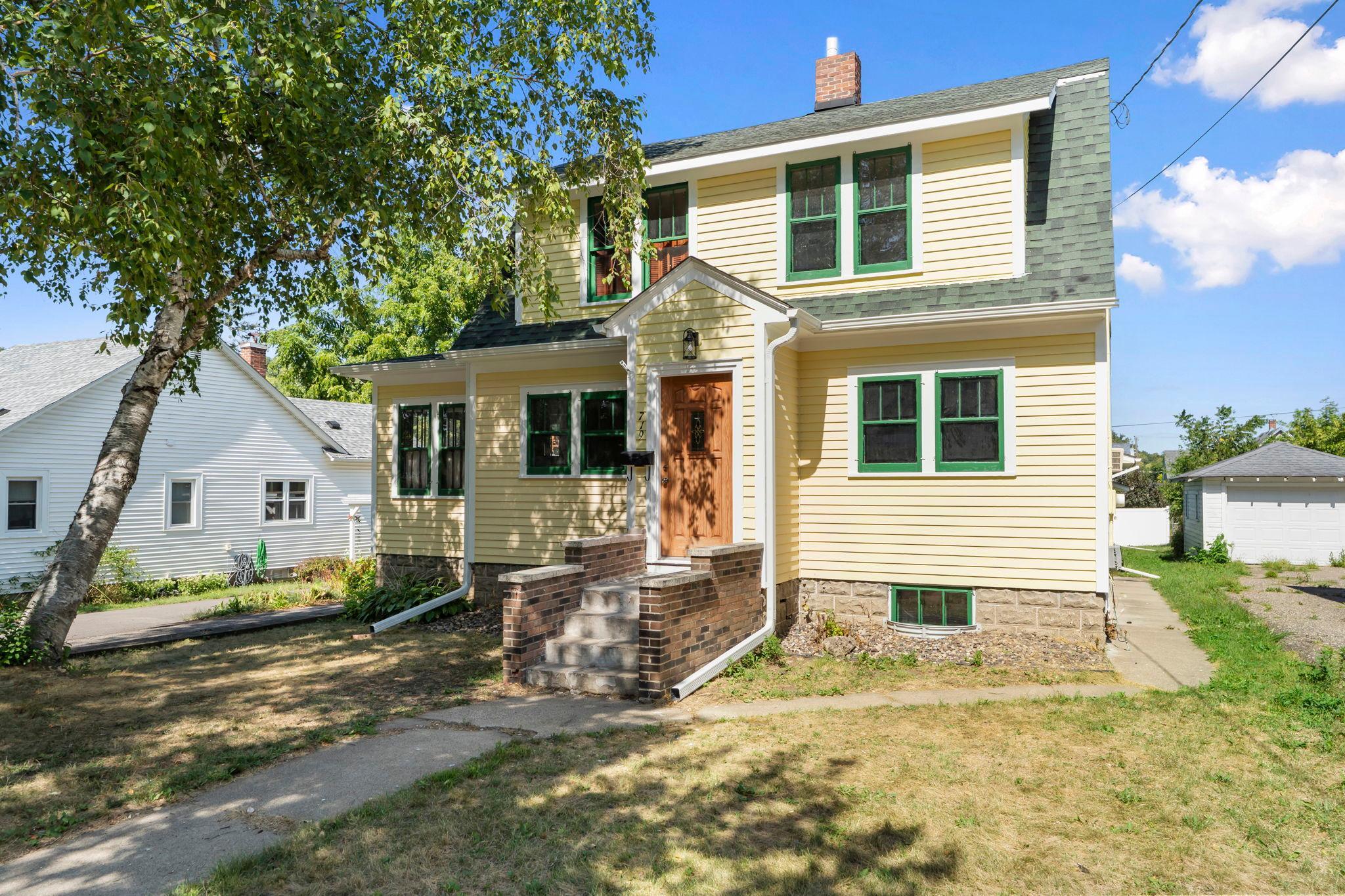 719 Potter St, Red Wing, MN 55066
