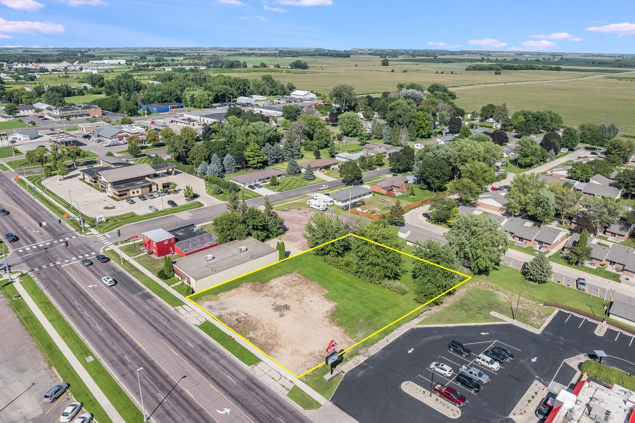 415 S State St, Fairmont, MN 56031