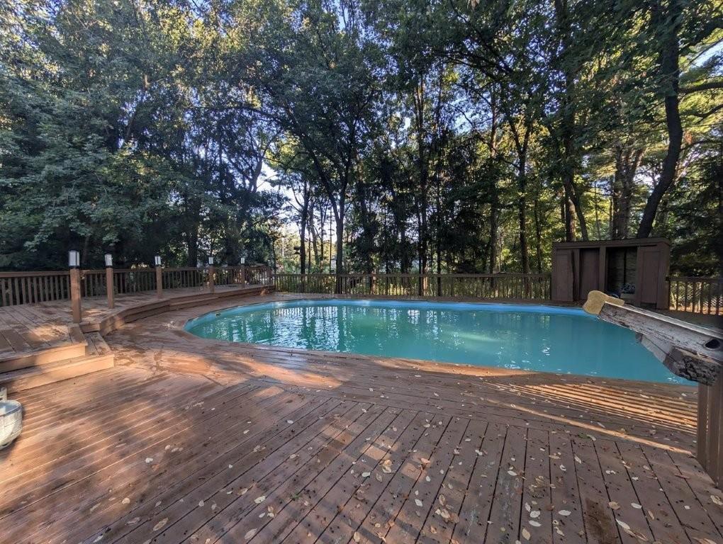 185 Bevins Ln, Mahtomedi, MN 55115