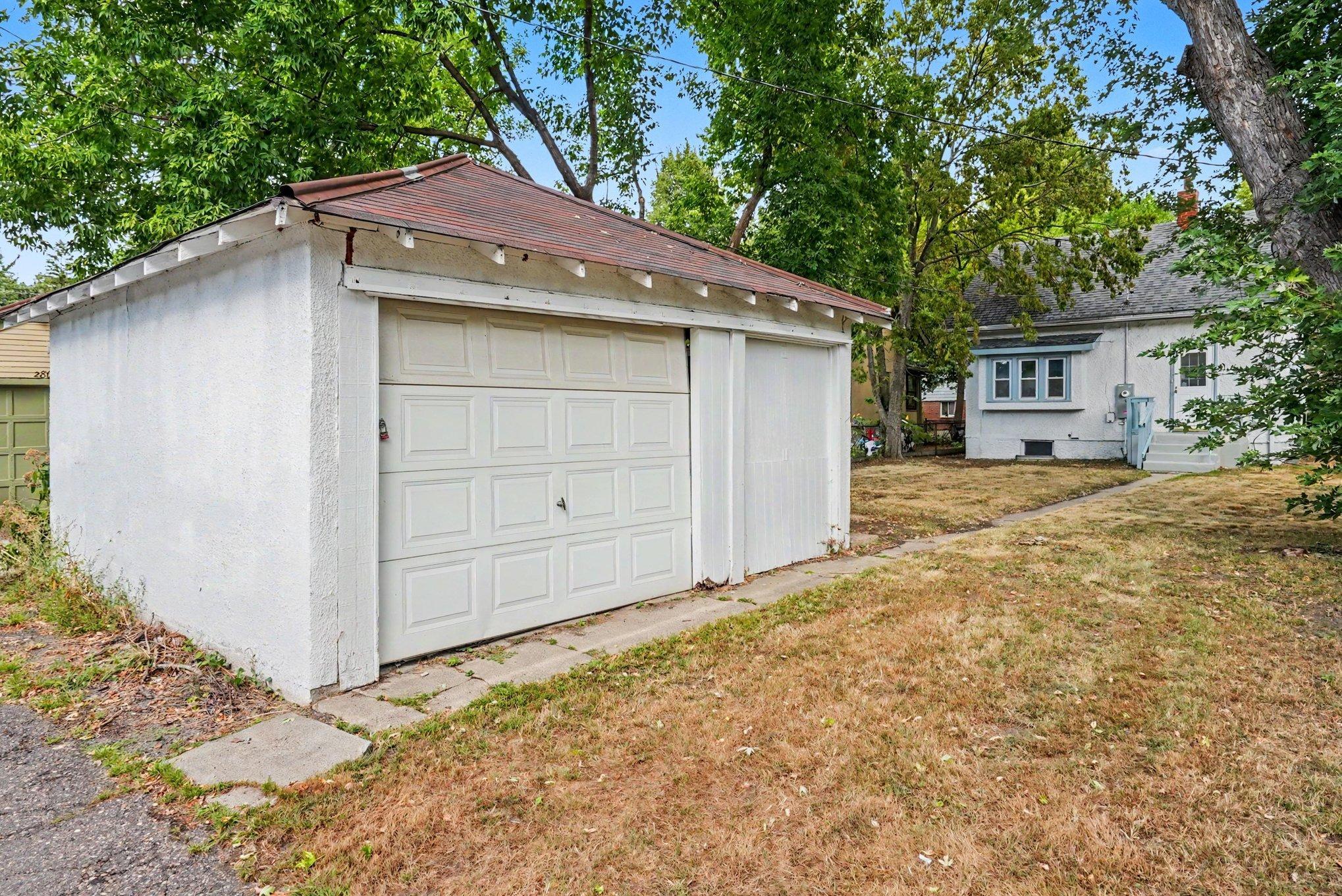 2808 40th Ave S, Minneapolis, MN 55406