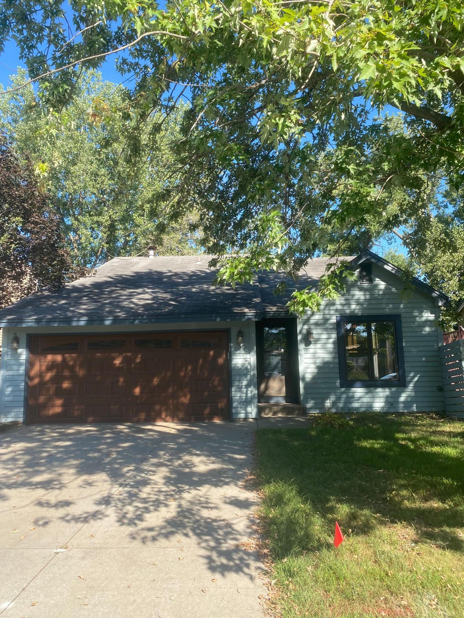 1361 Knoll Dr, Shoreview, MN 55126