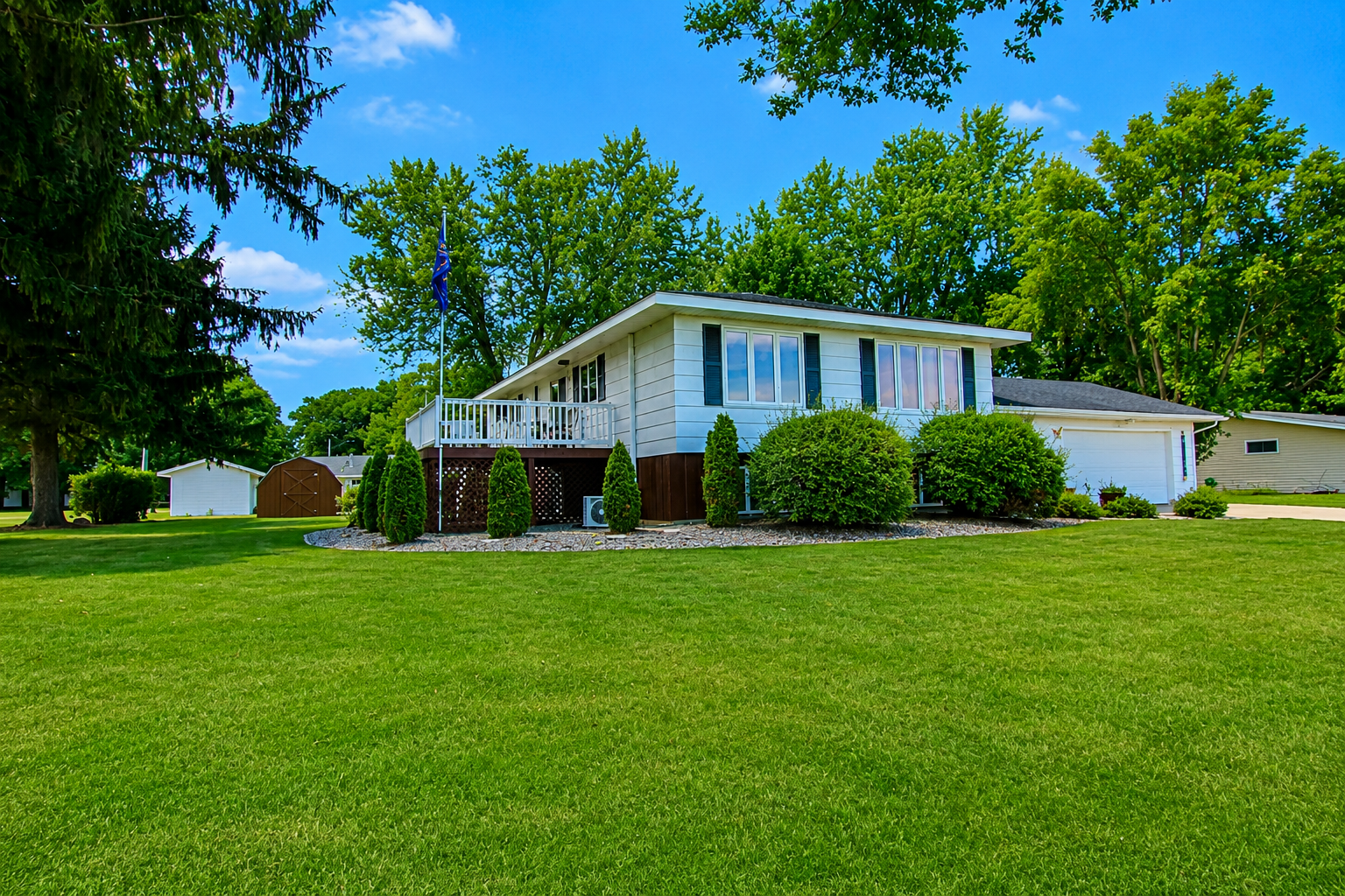 913 1st Ave SE, Long Prairie, MN 56347