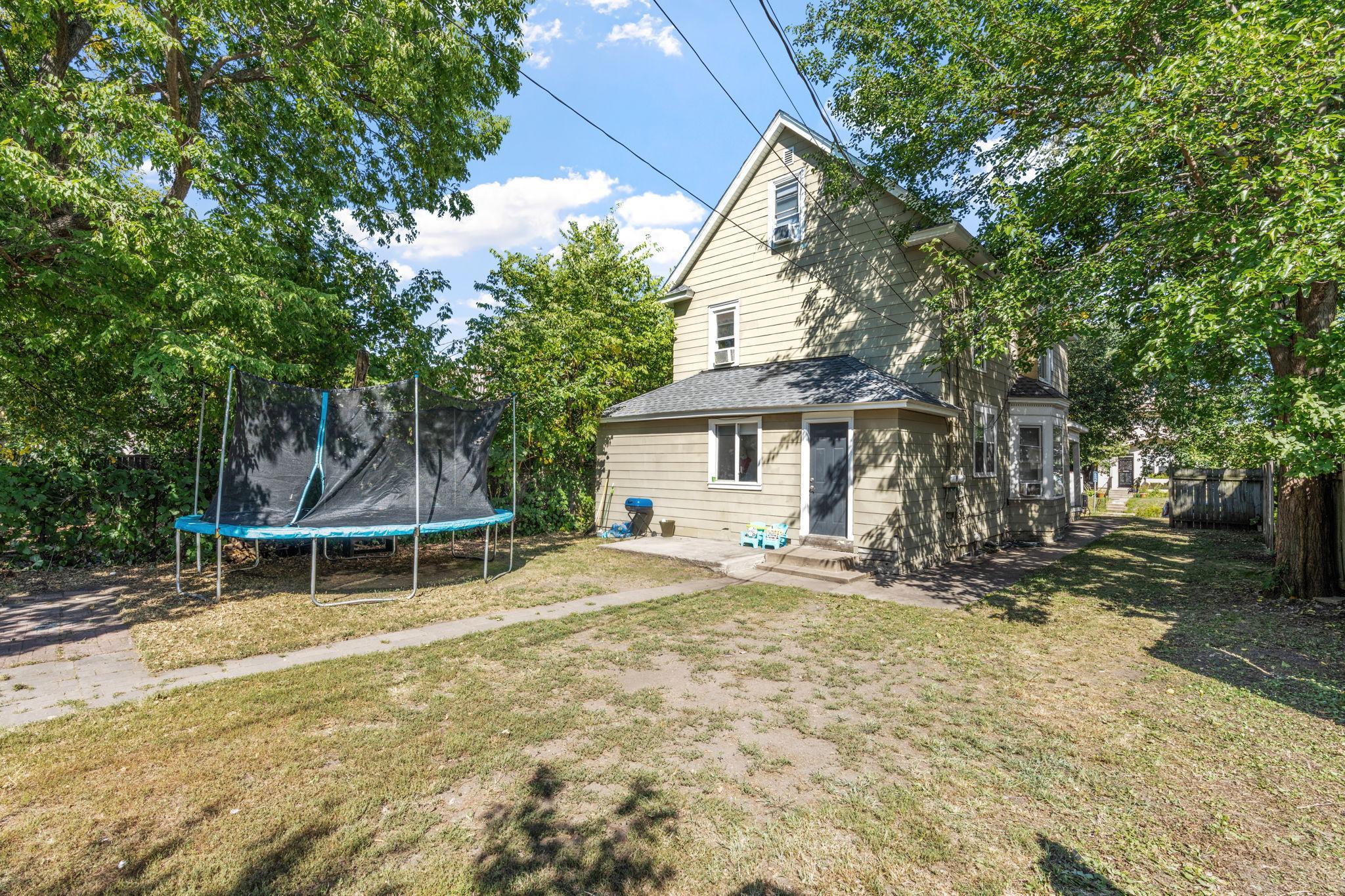 3322 Clinton Ave, Minneapolis, MN 55408