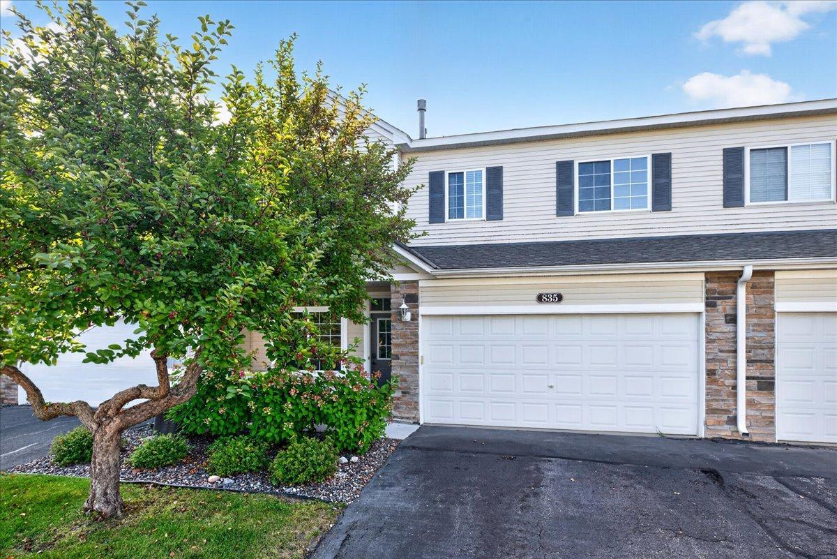 835 Willow Glen Ct, Buffalo, MN 55313
