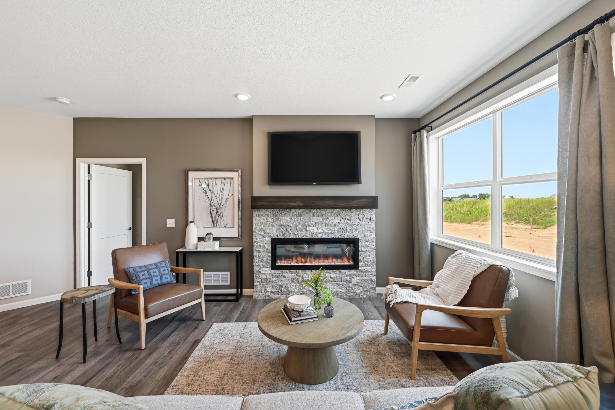 1200 Cedar Ln, Montrose, MN 55363