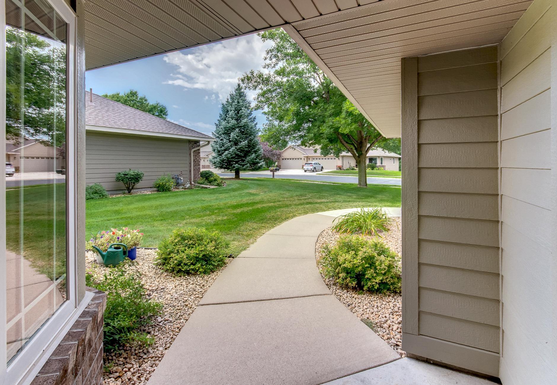 1105 Freedom Ave NE, New Prague, MN 56071