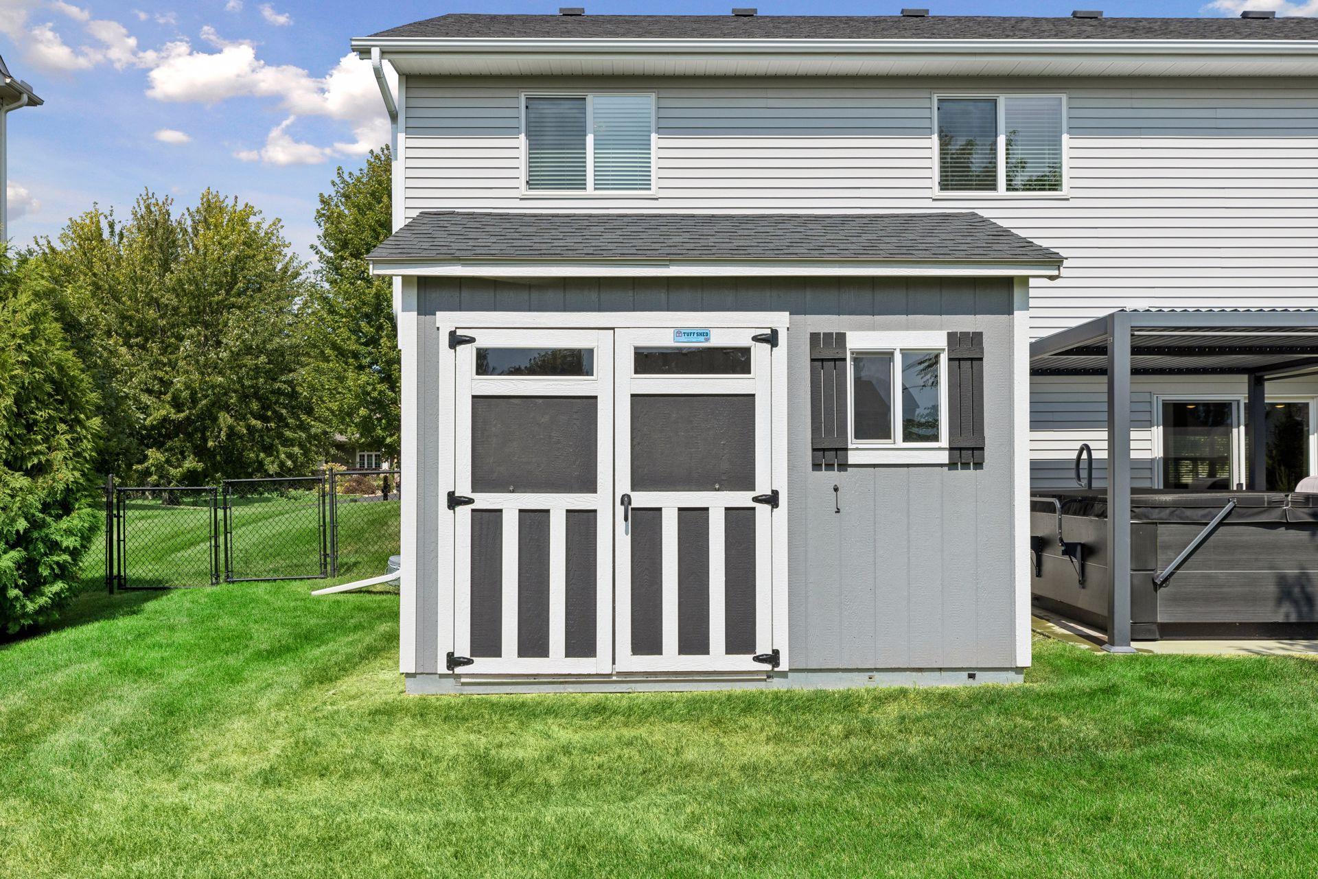 1789 Partridge Pl, Centerville, MN 55038