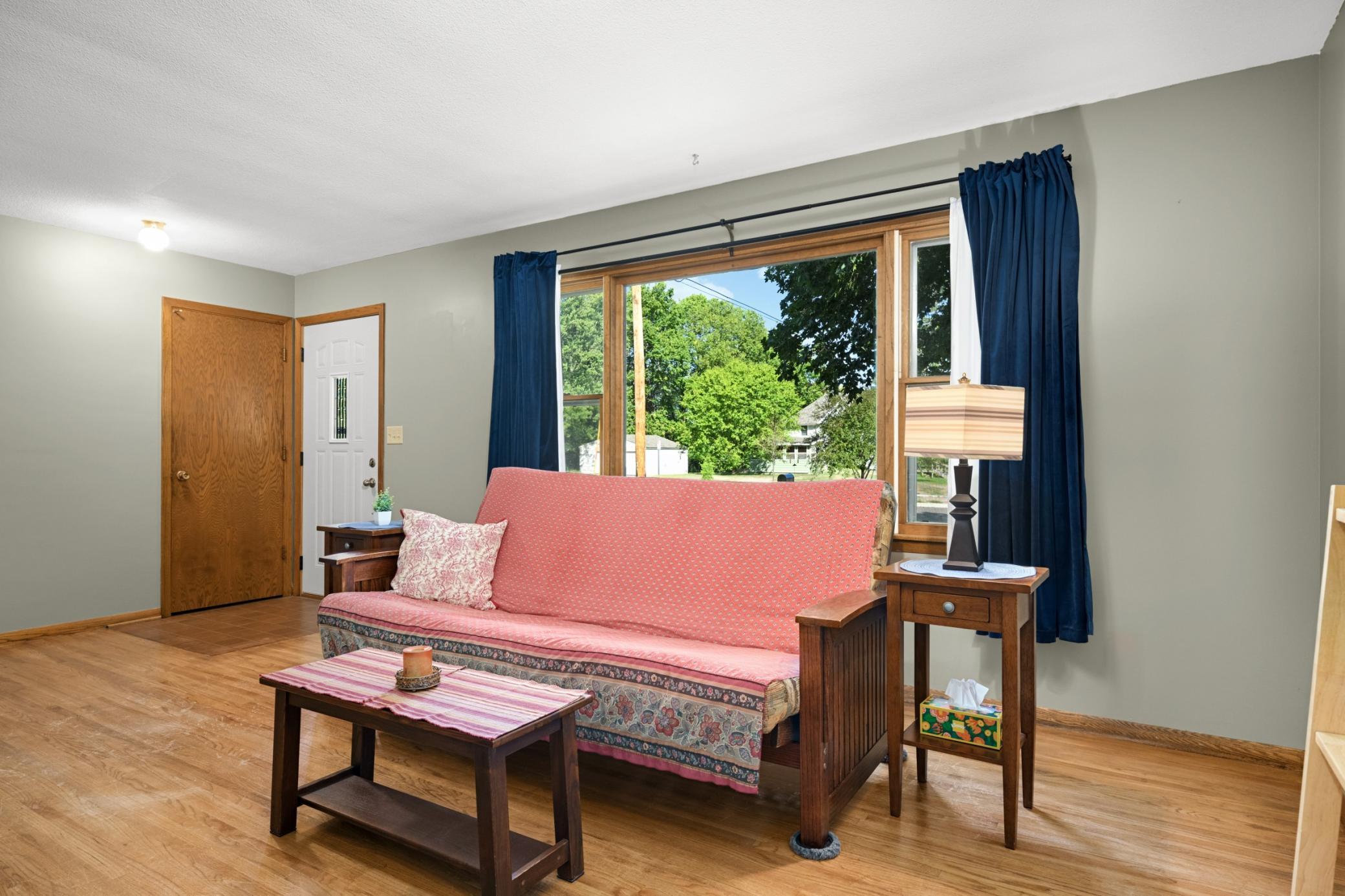 201 Linden Pl S, Northfield, MN 55057