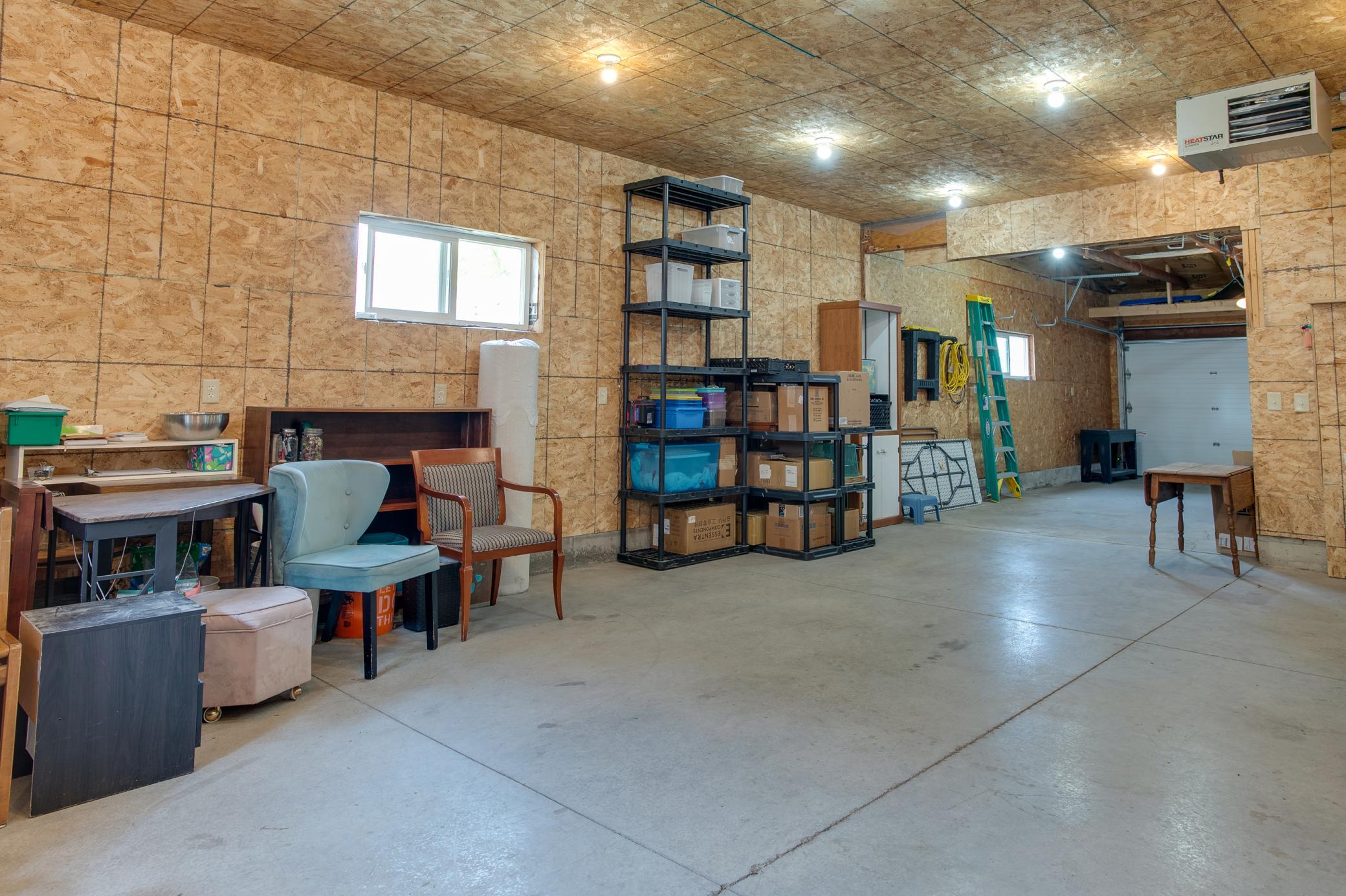 429 Brook Ave, Moorhead, MN 56560