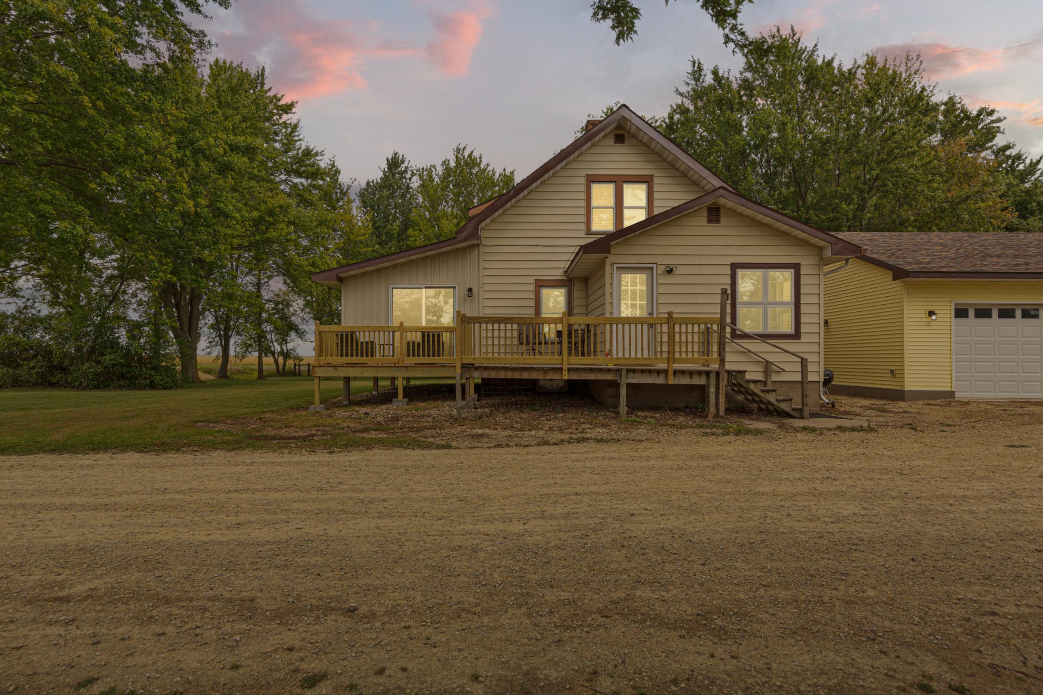 25115 Lamb Ave, Kenyon, MN 55946