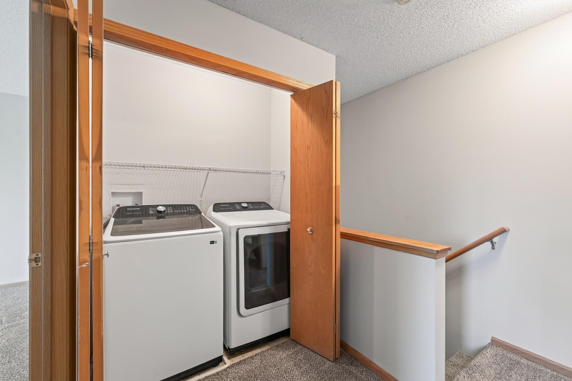 14756 Excelsior Ln #15, Apple Valley, MN 55124